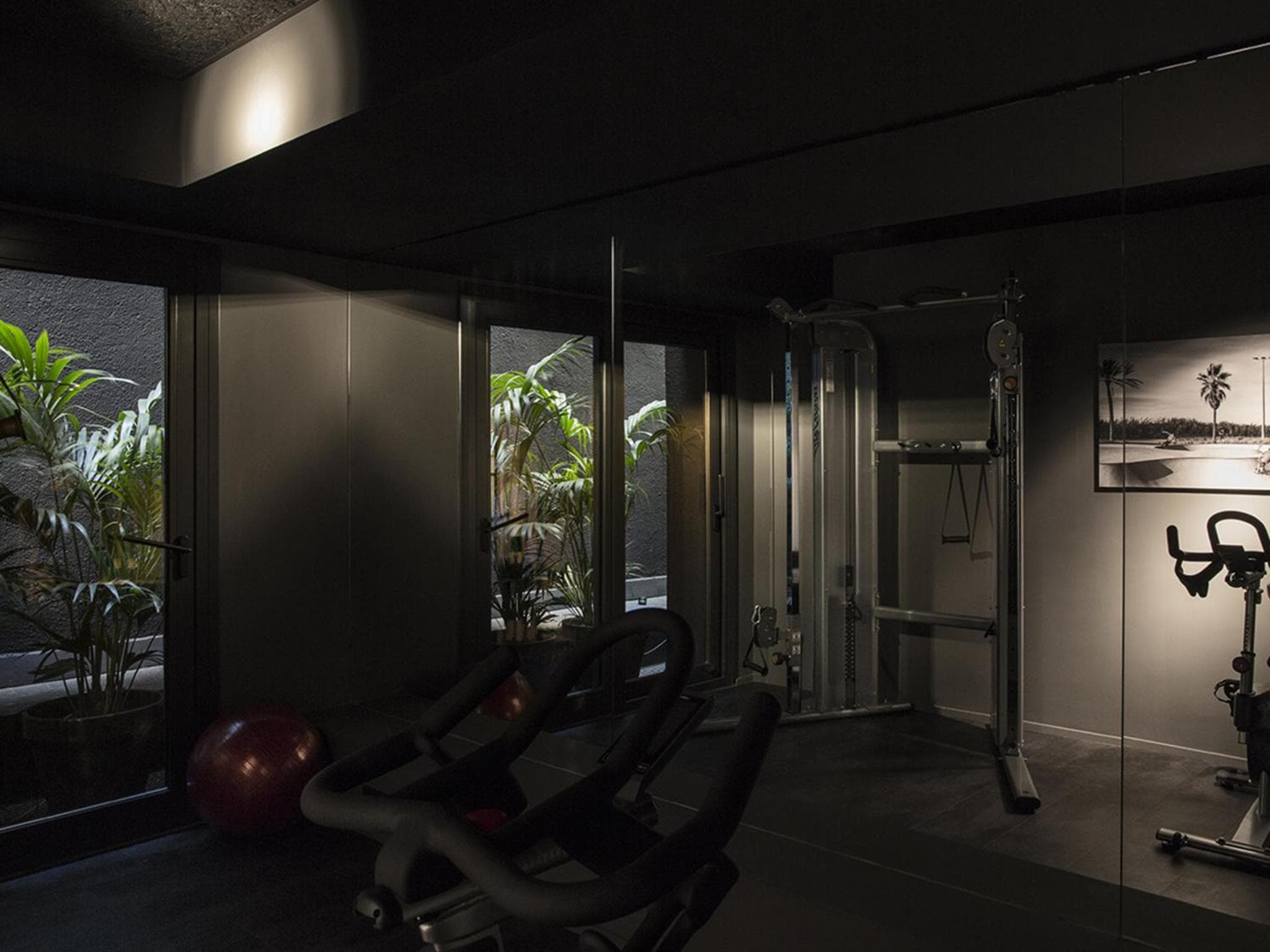 Yurban Trafalgar Hotel — 29