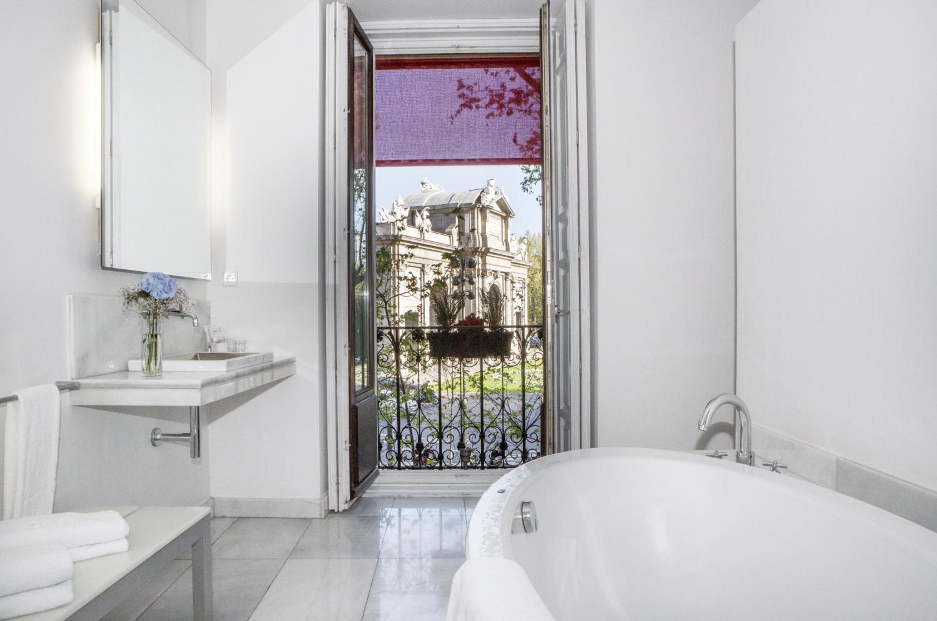 Hospes Puerta de Alcalá — 10