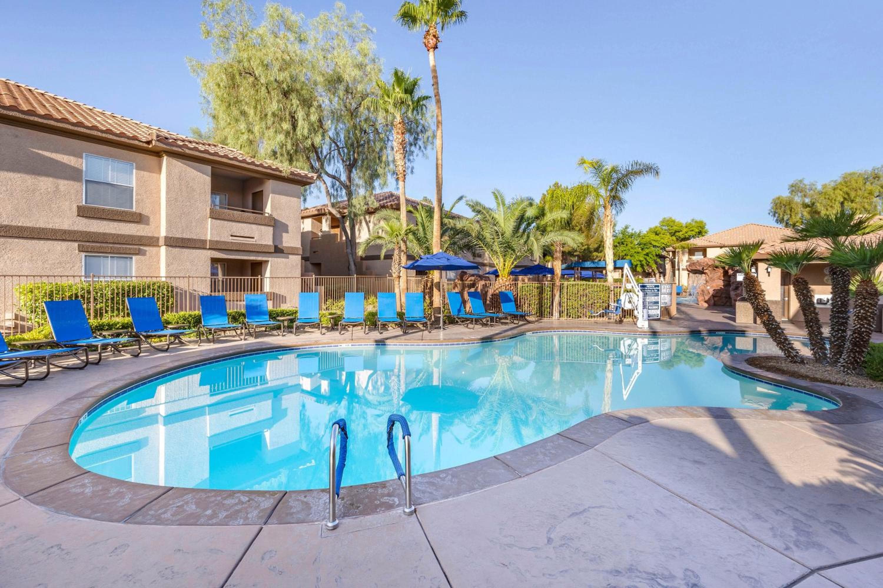 Hilton Vacation Club Desert Retreat Las Vegas — 27