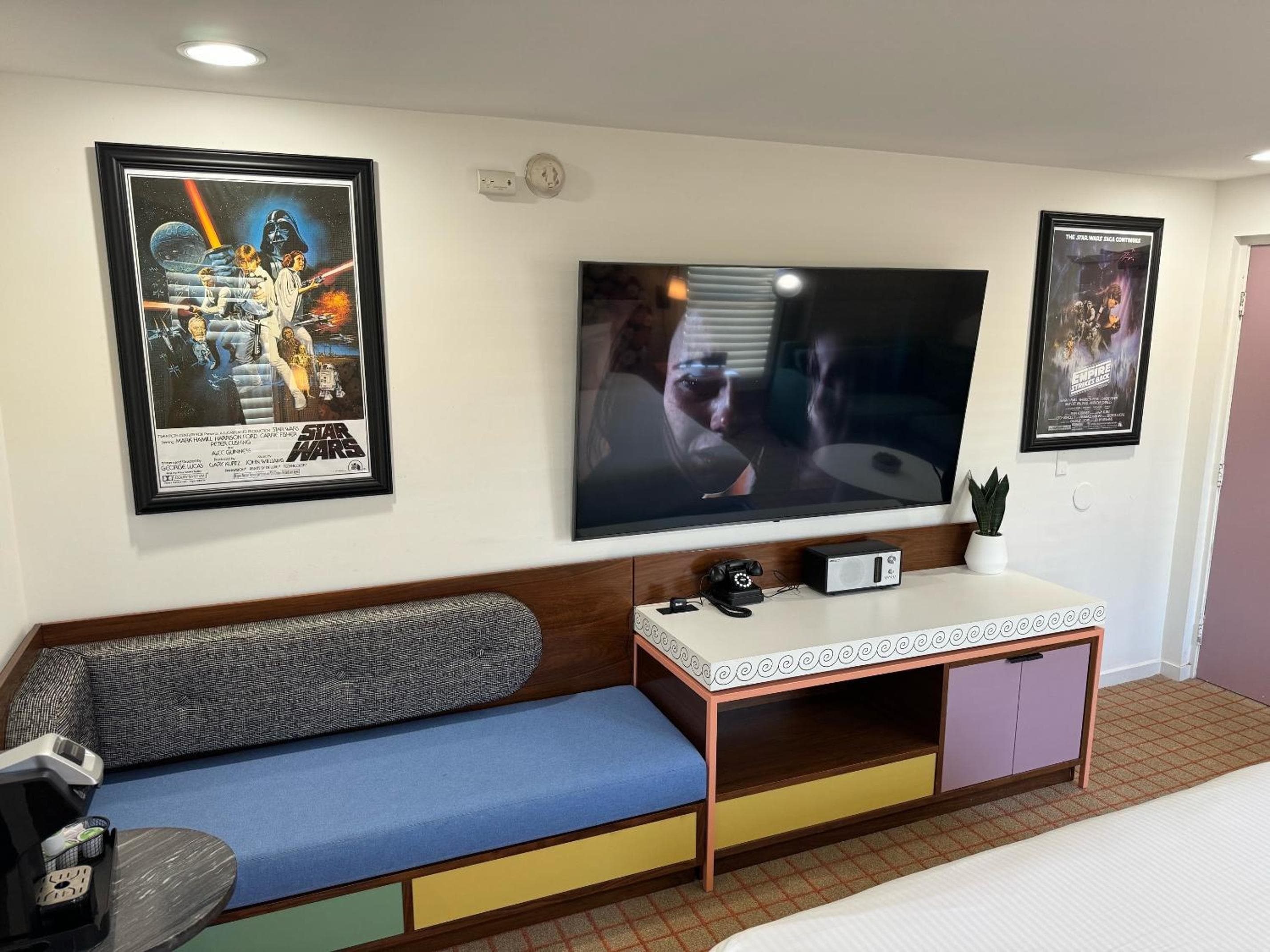The Hollywood Franklin Hotel near Universal Studios — 13