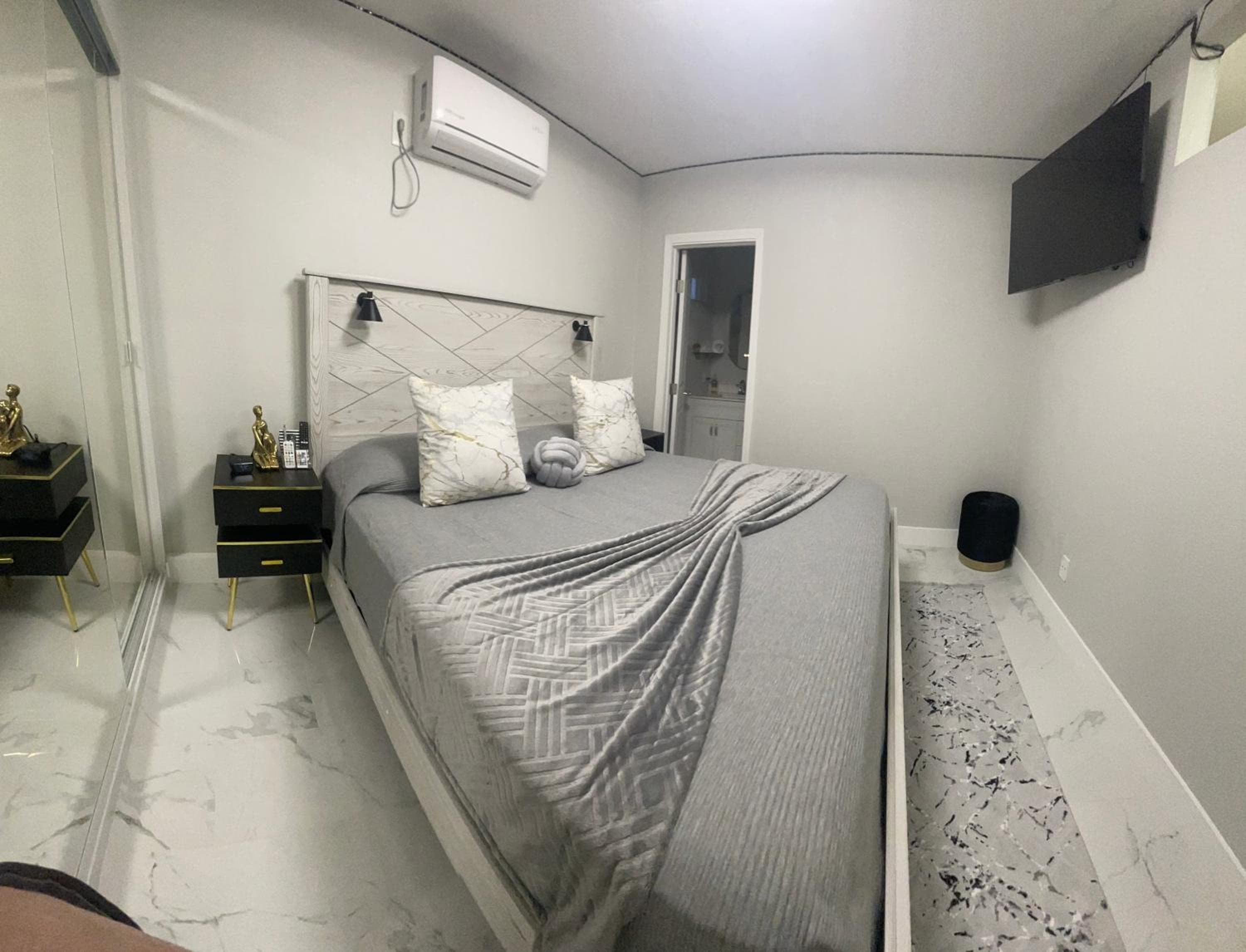 Fantastic Suite — 9