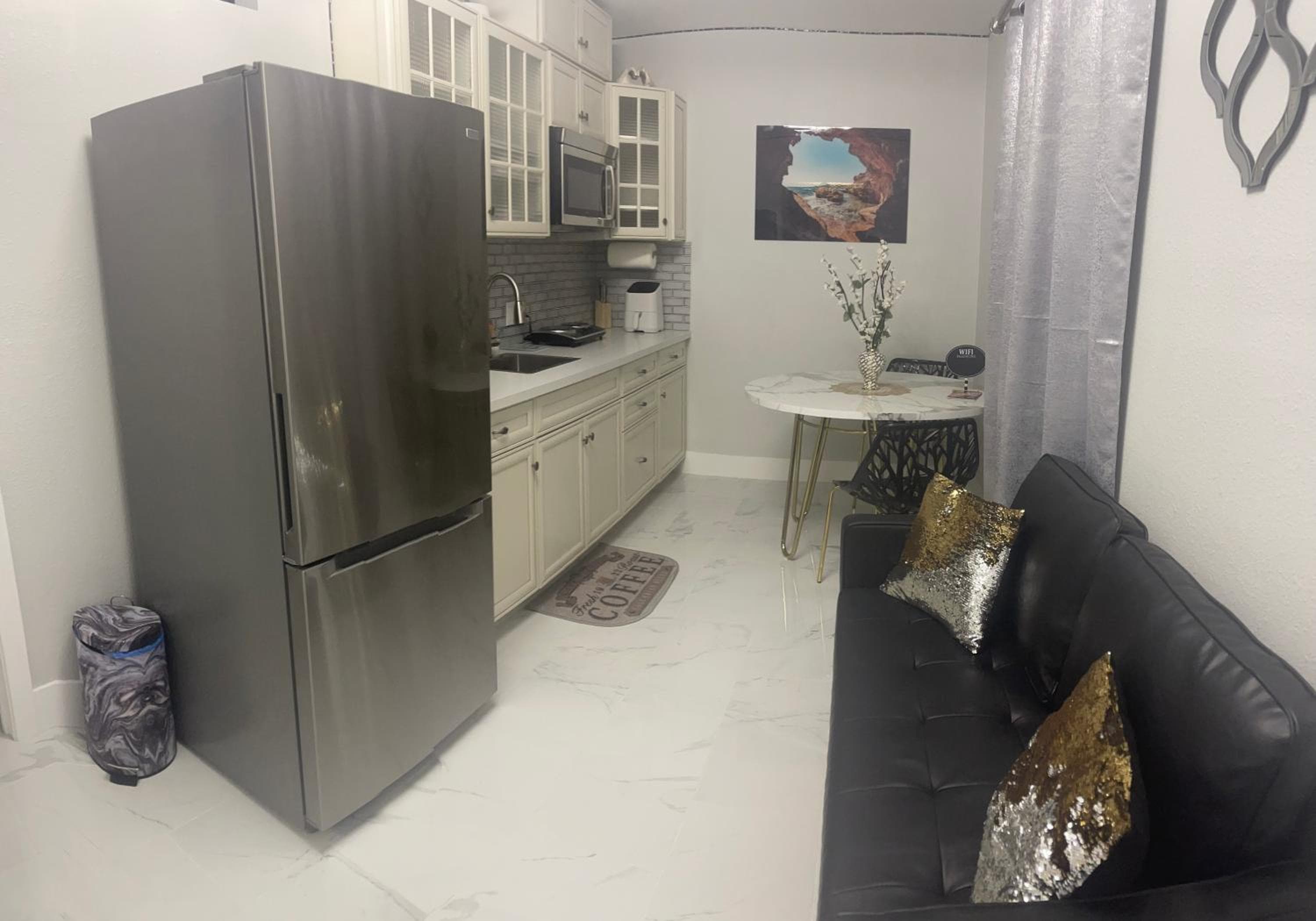Fantastic Suite — 15