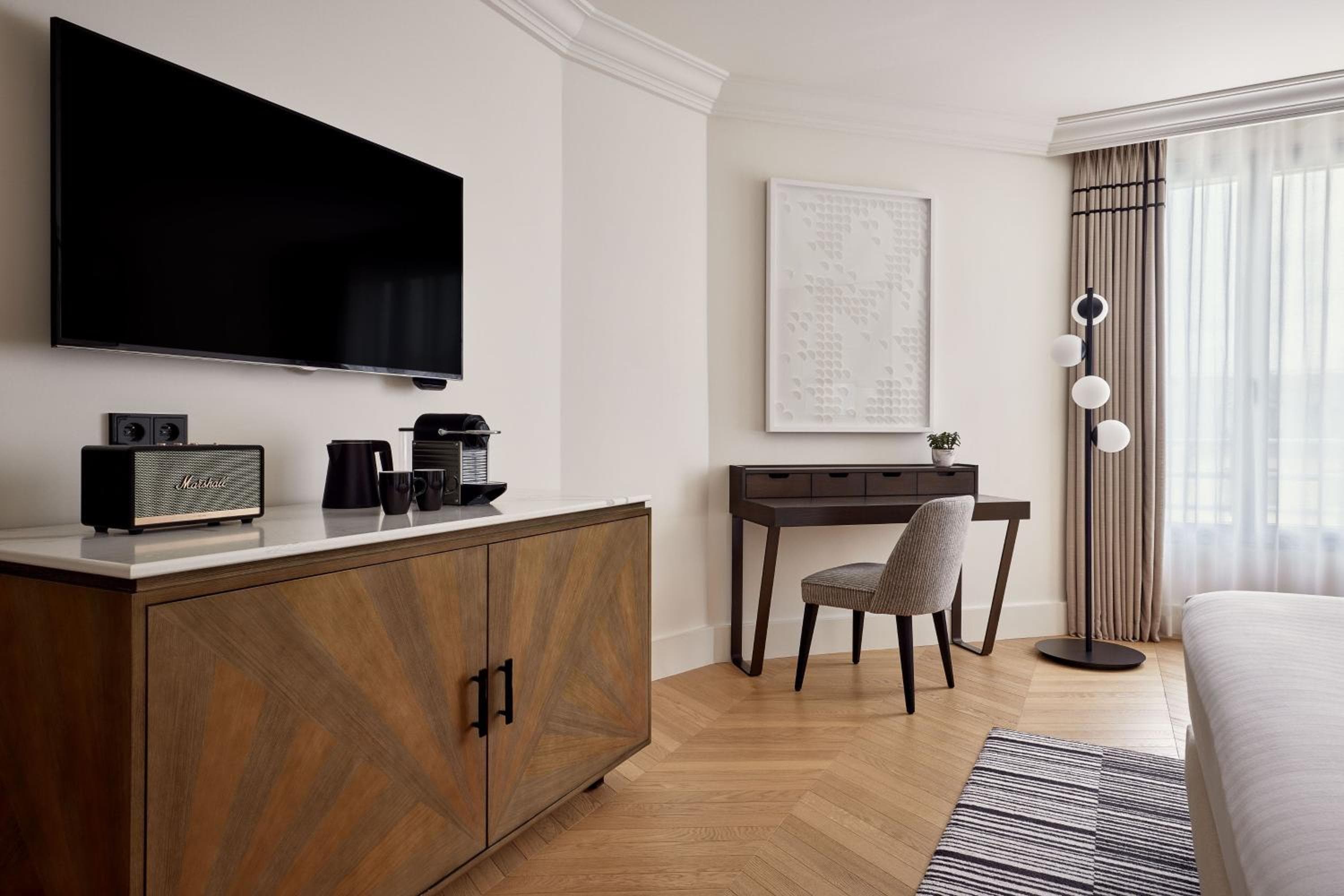 Hotel Marriott Champs Elysees di Parigi — 12