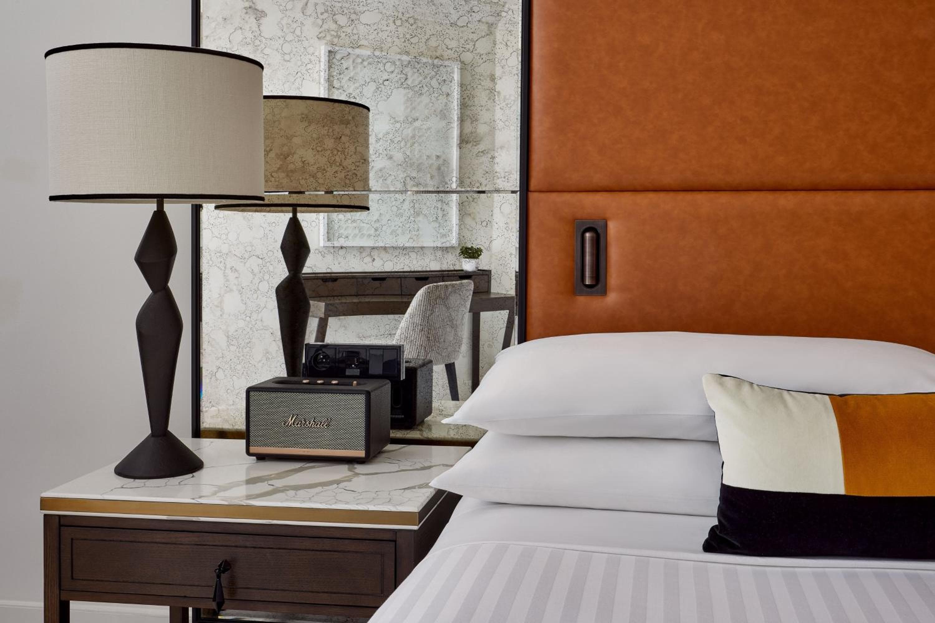 Hotel Marriott Champs Elysees di Parigi — 13