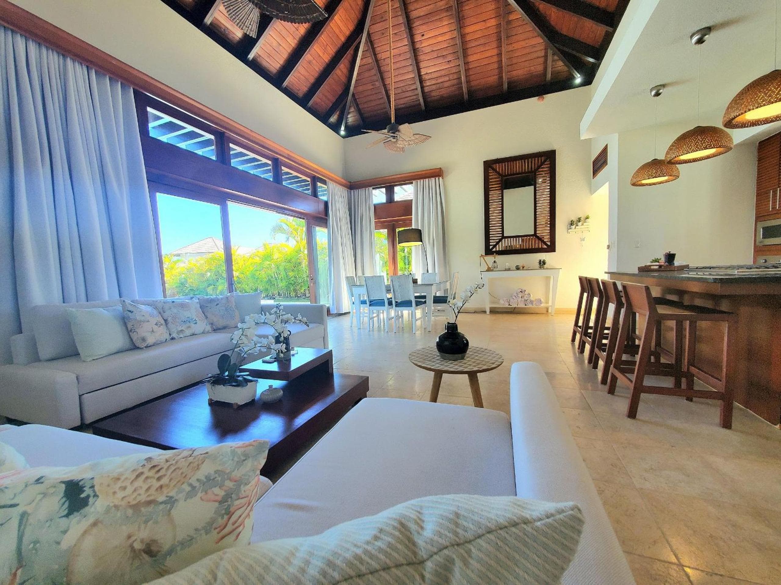 Spectacular Tropical 2 BDR Villa w/ private pool & BBQ — 11