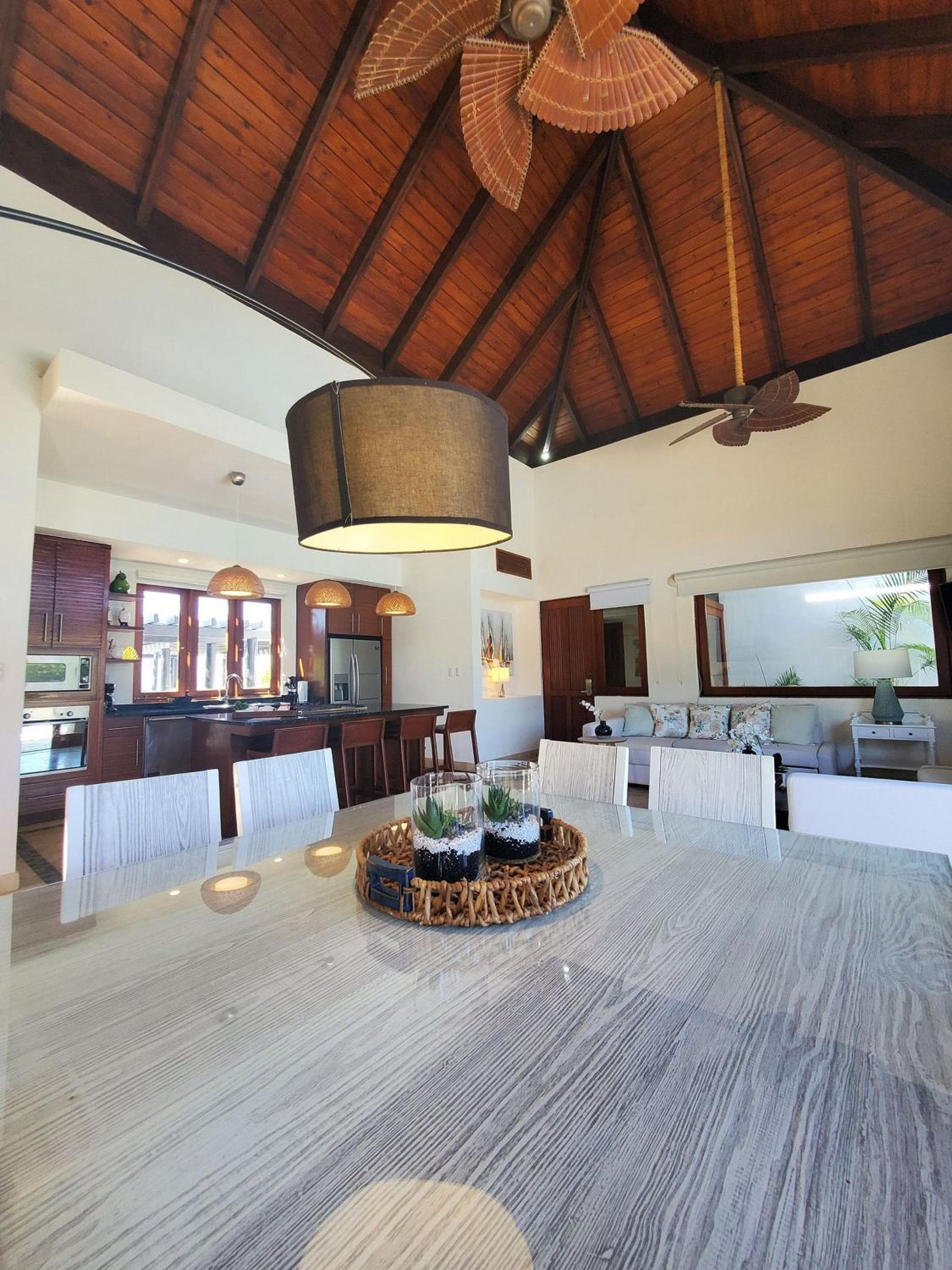 Spectacular Tropical 2 BDR Villa w/ private pool & BBQ — 15