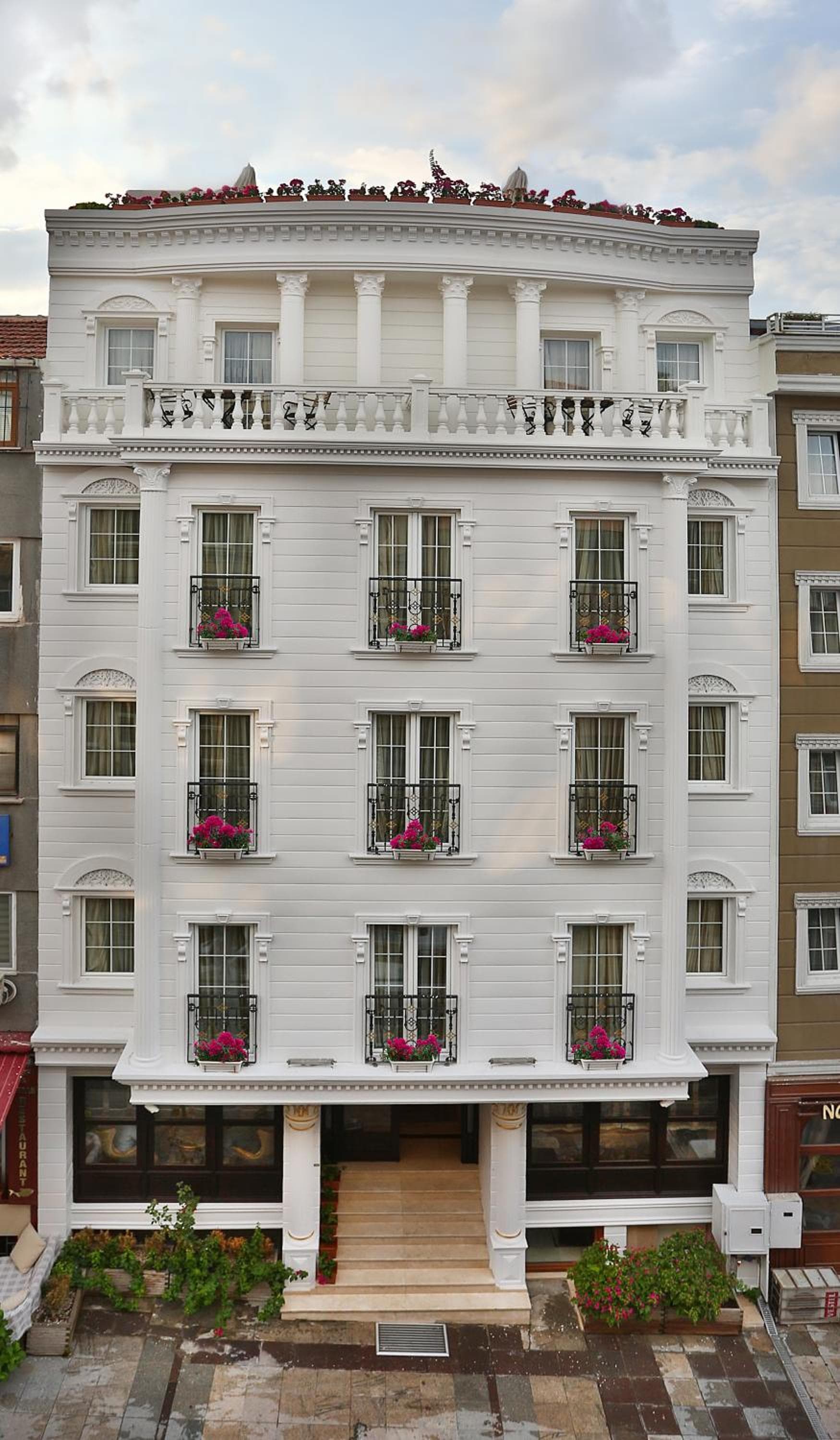 White House Hotel Istanbul — 17