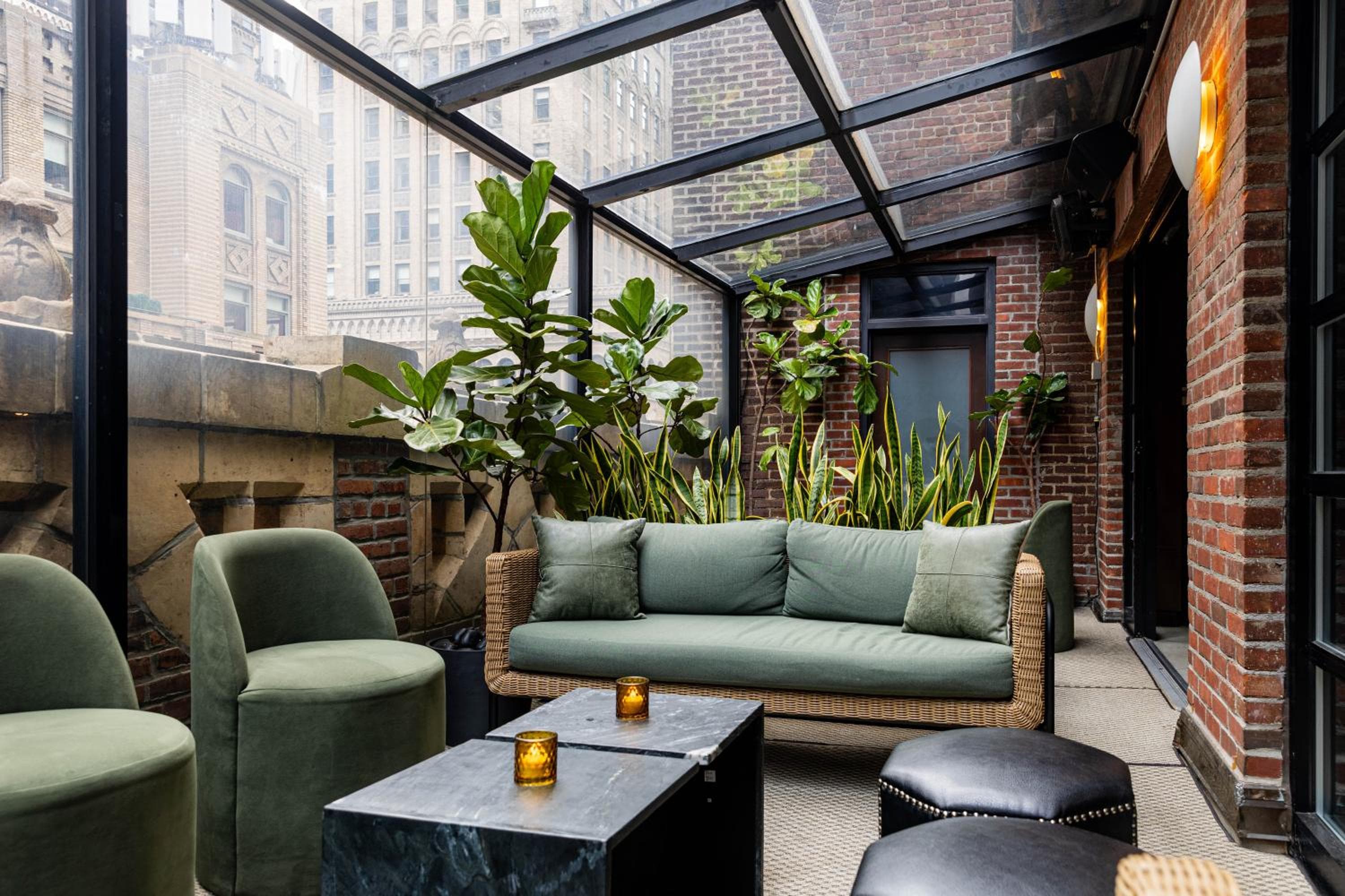 Biblioteca Hotel por Biblioteca Hotel Colección — 30