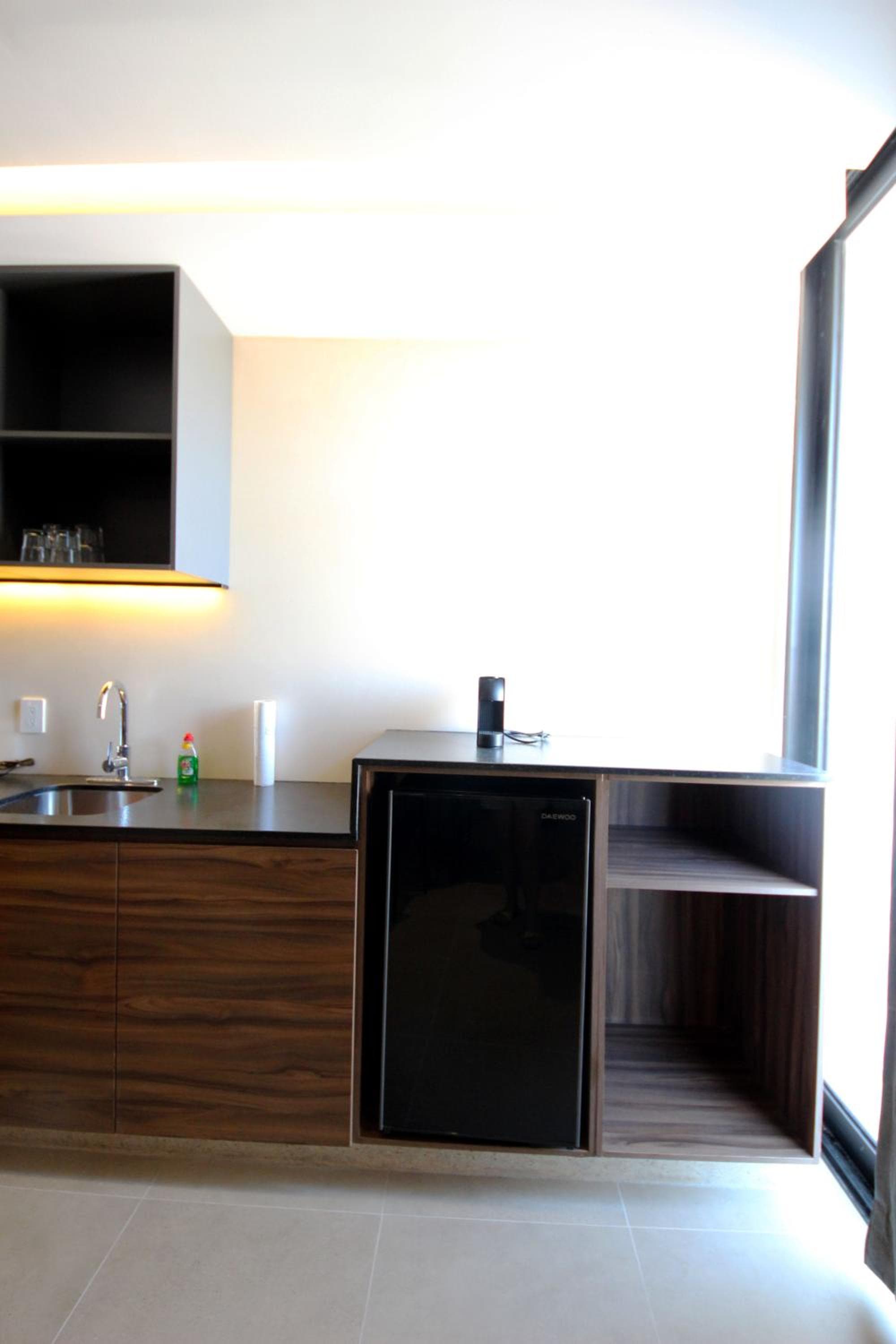 Amplio estudio, increíble azotea con vista al mar. — 18