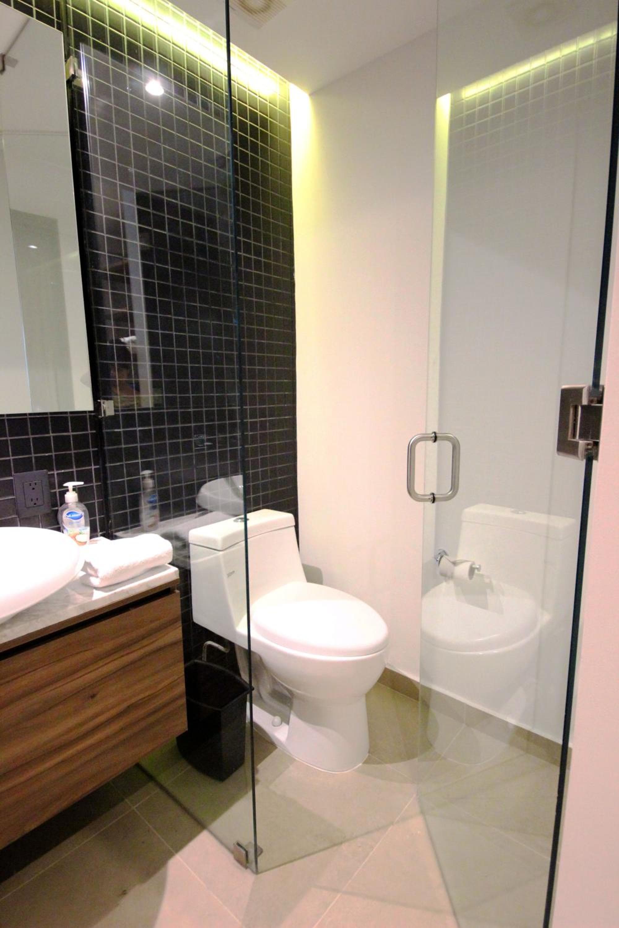 Amplio estudio, increíble azotea con vista al mar. — 22