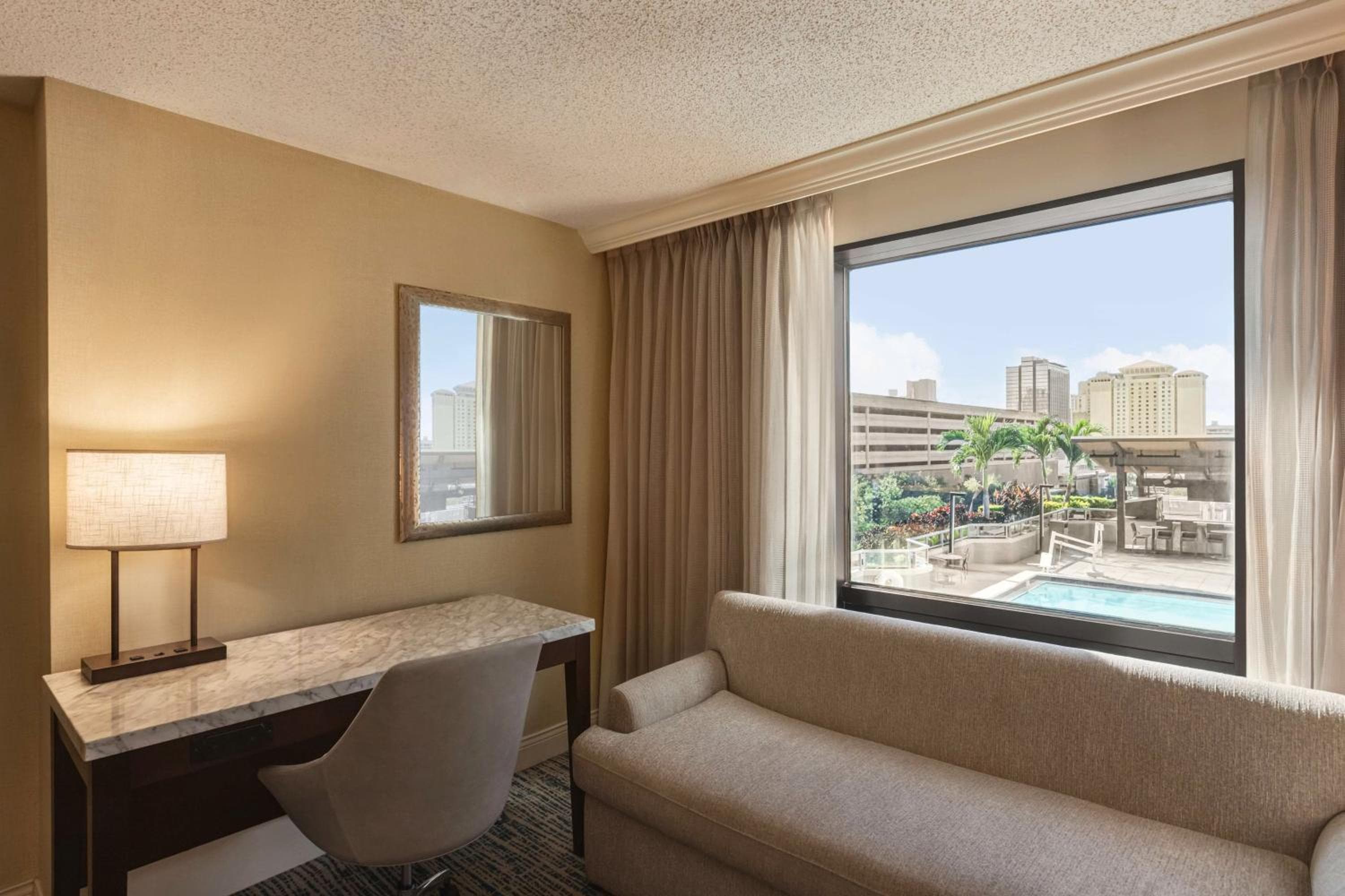Hilton Tampa Downtown — 4