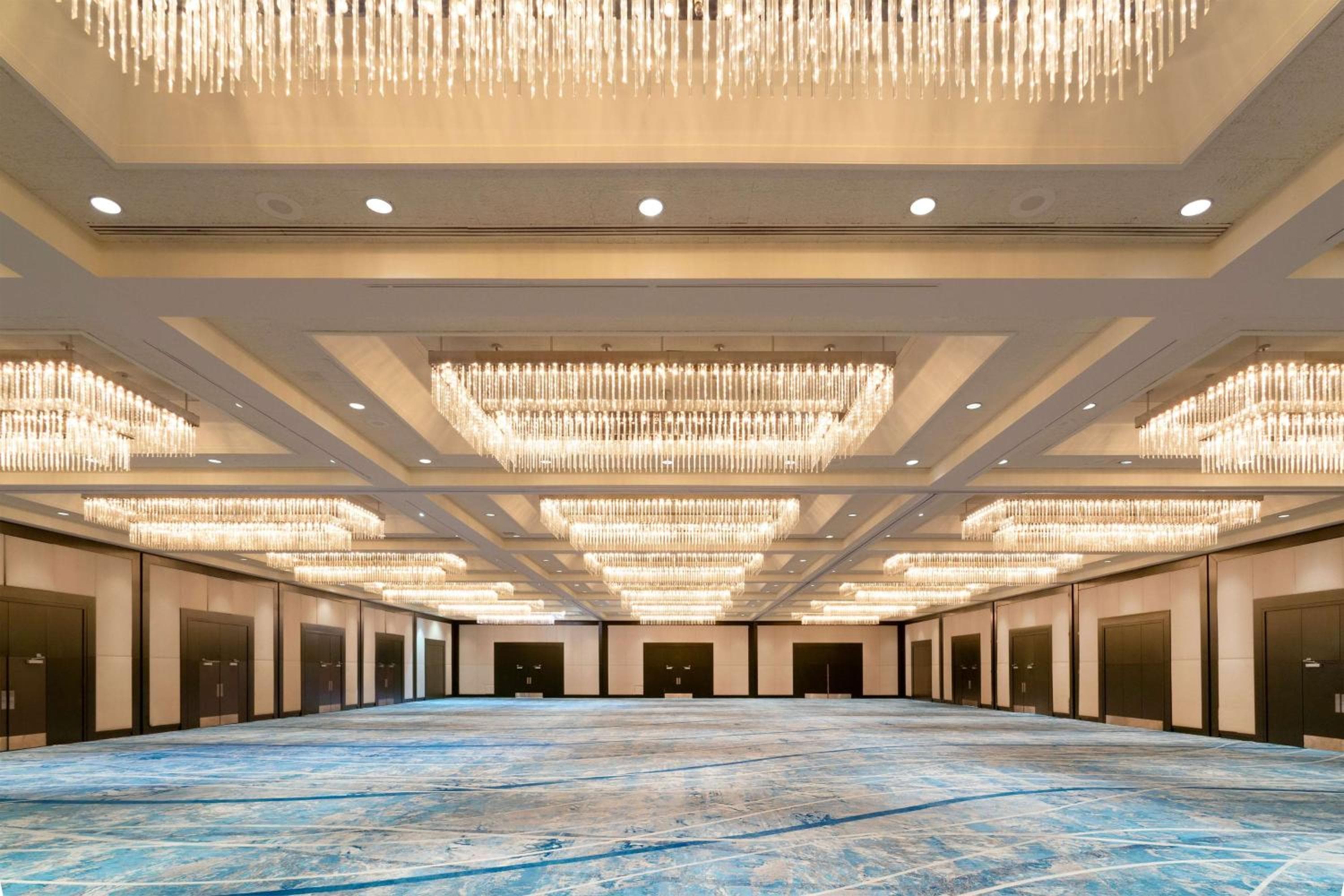 Hilton Tampa Downtown — 12