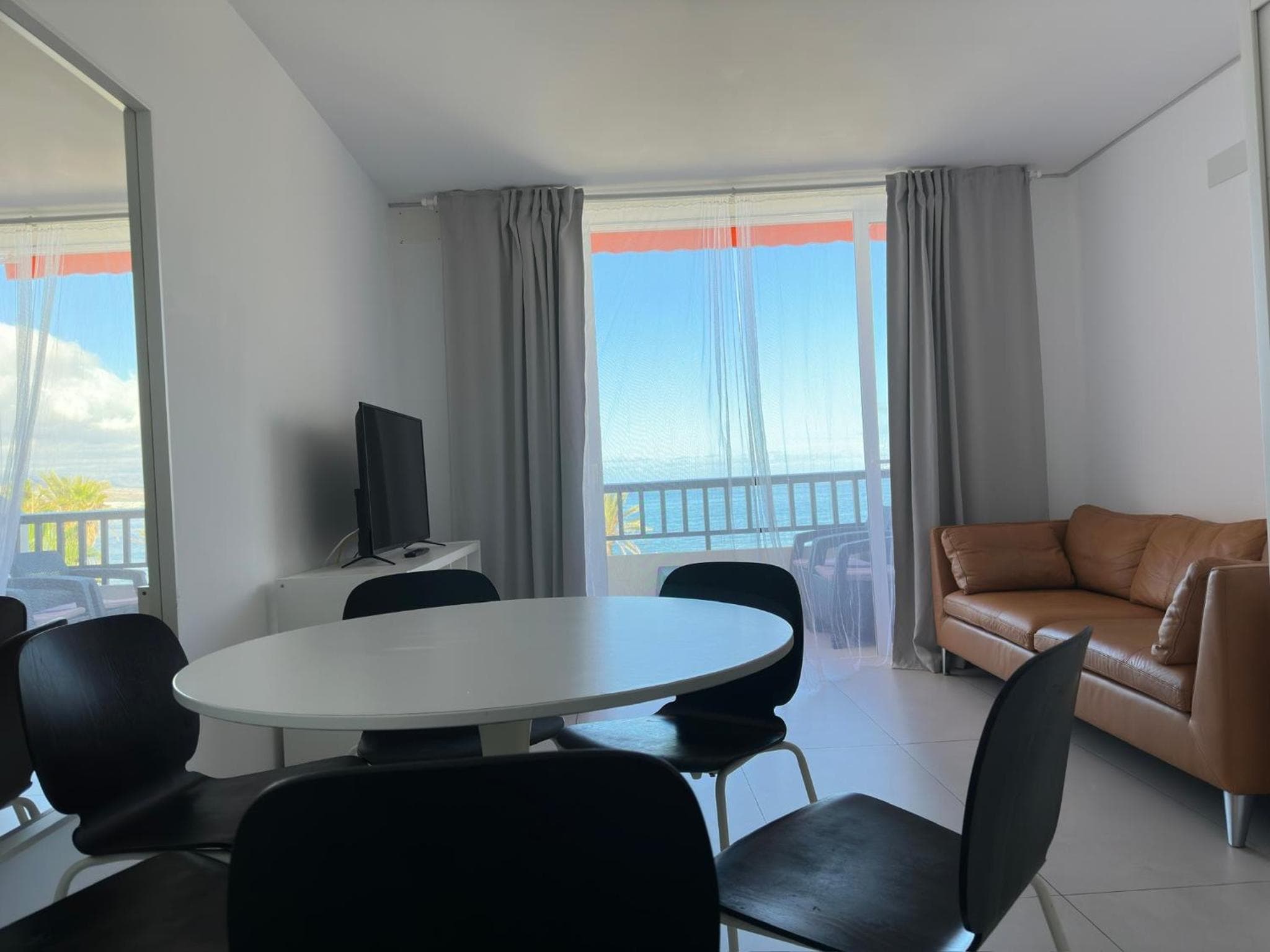 Parque Santiago II , renovated, ocean view, heated swimming pool ! — 5