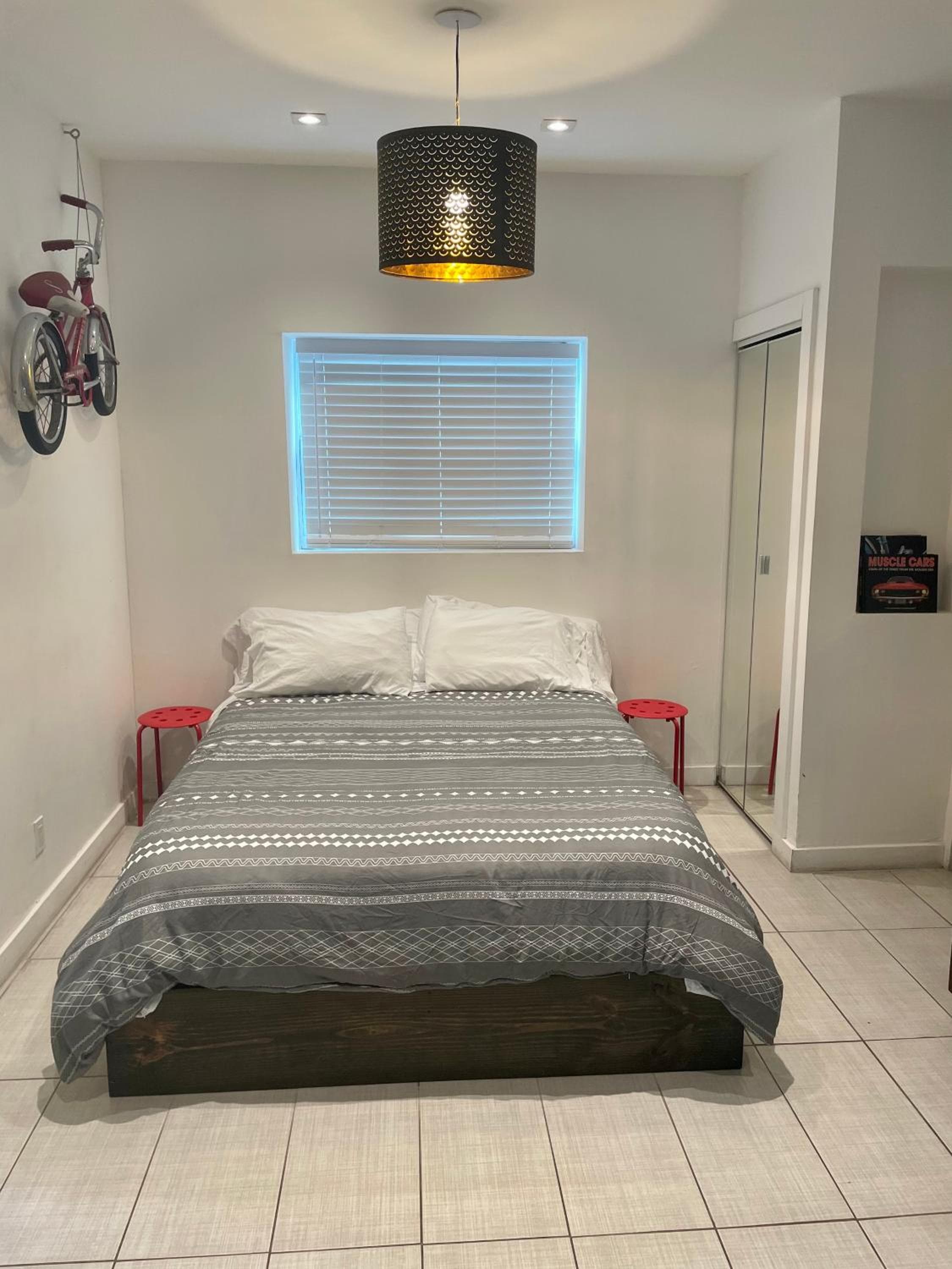 Modern Riverview Apartments — 16