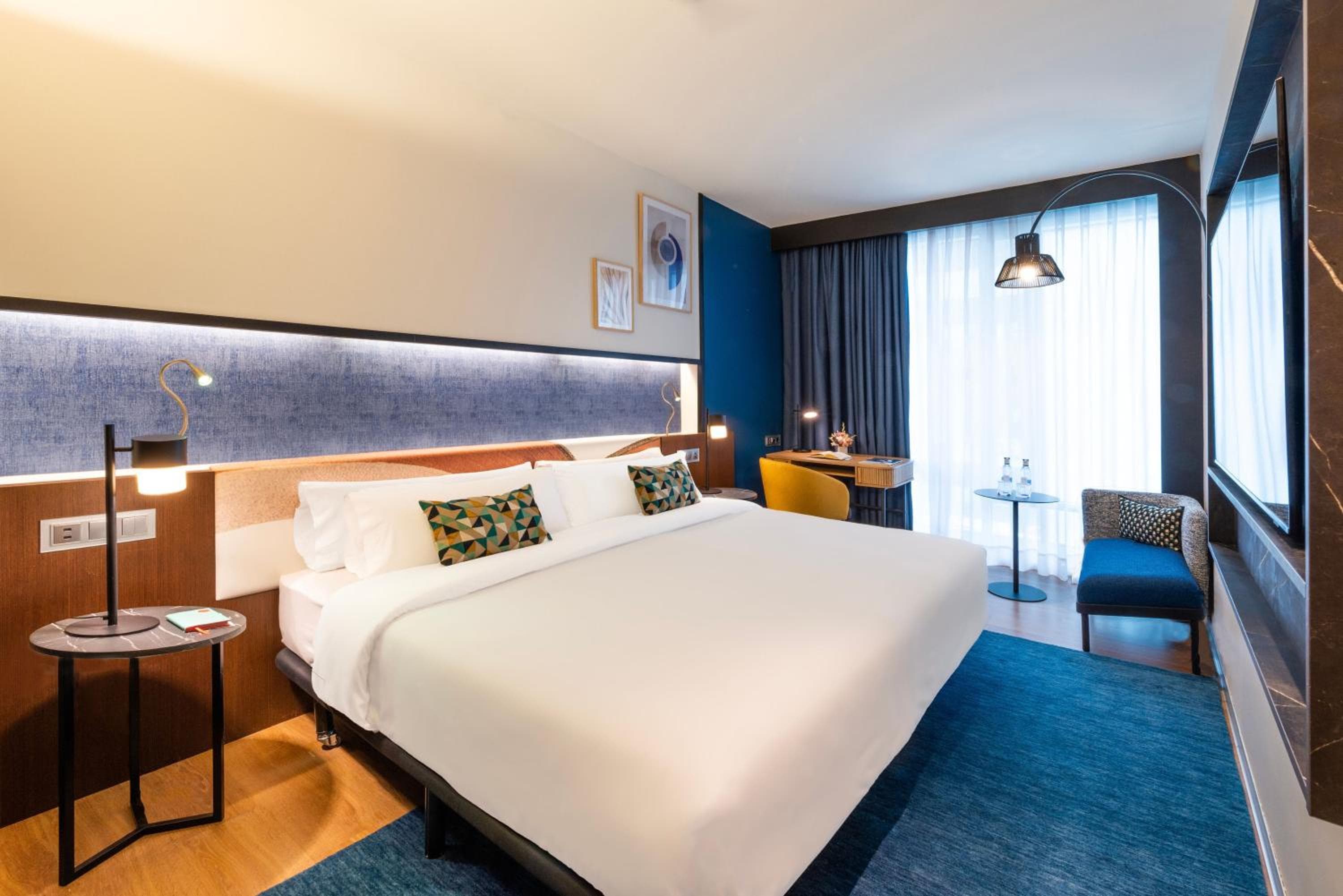 Crowne Plaza Madrid - Centre Retiro by IHG — 7