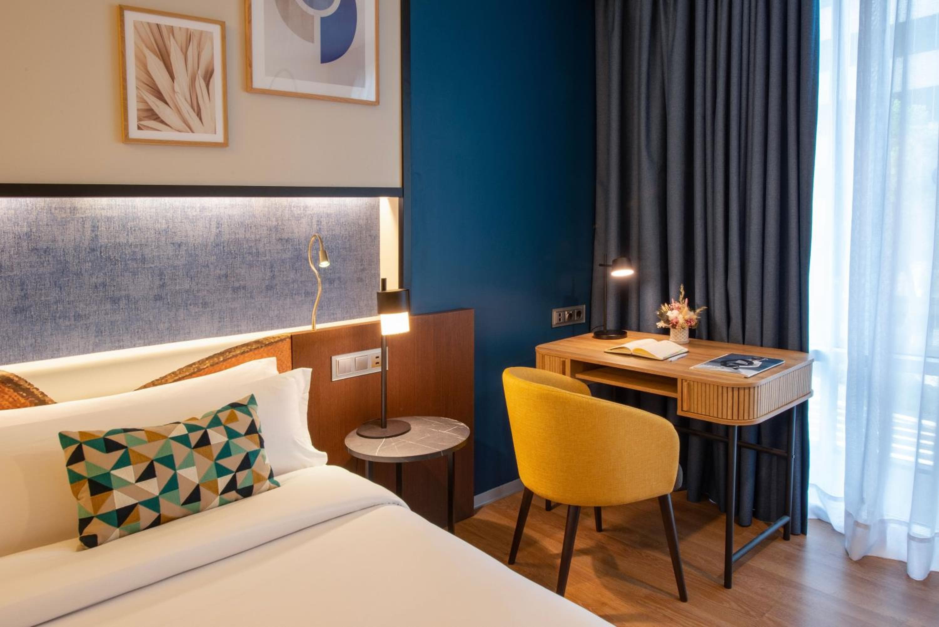 Crowne Plaza Madrid - Centre Retiro by IHG — 11