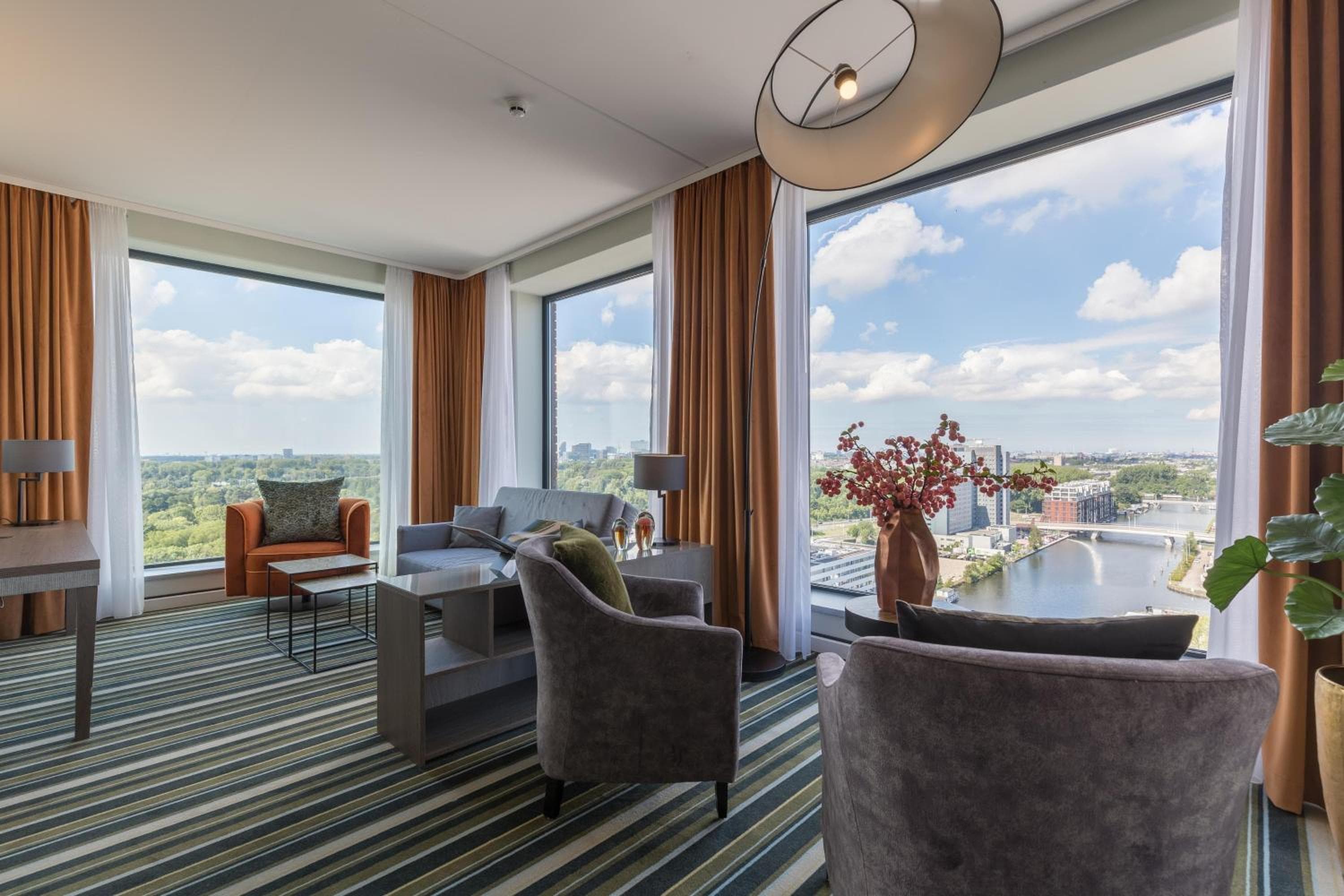 Leonardo Royal Hotel Amsterdam — 10