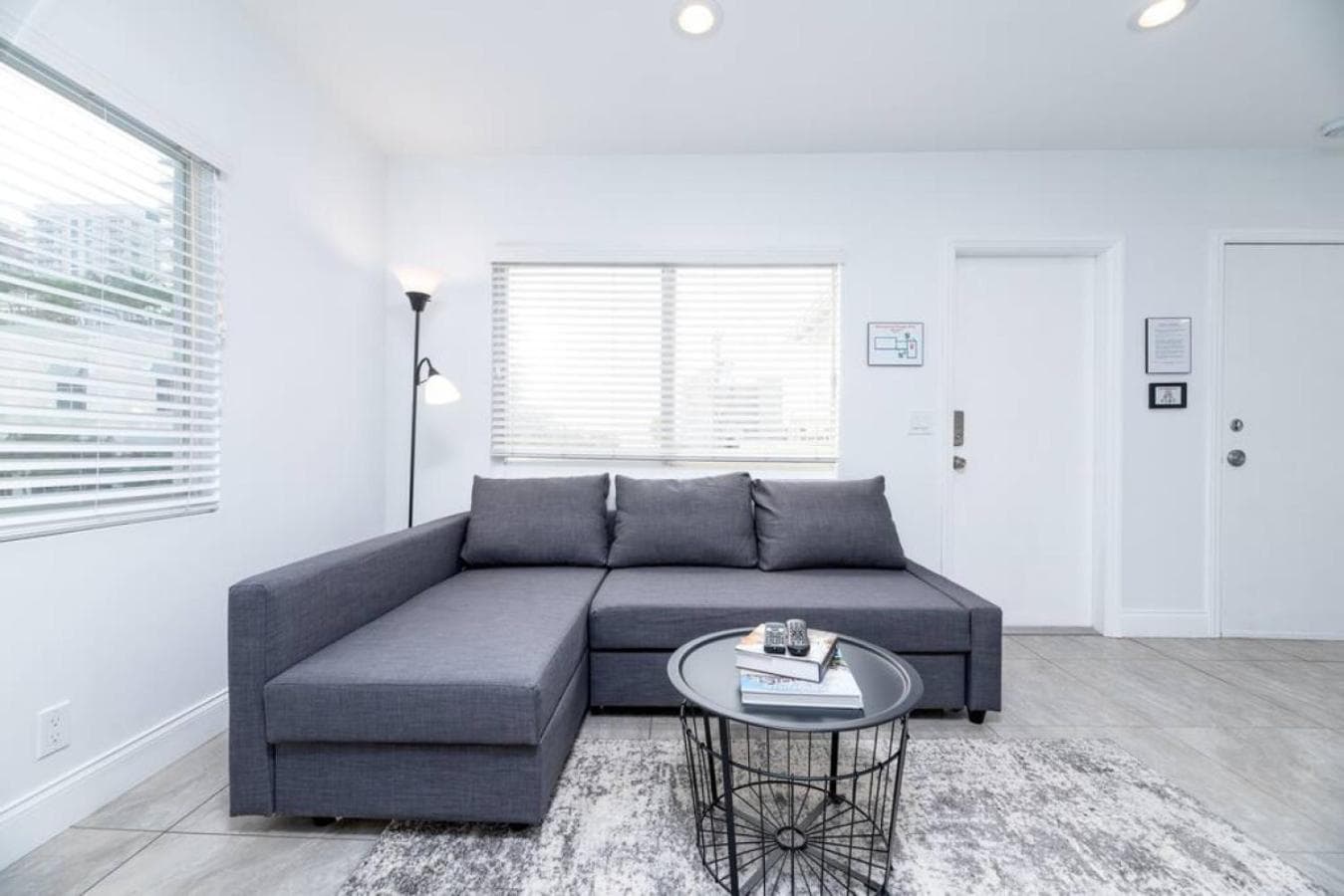 Bayshore Breeze Free Parking 9 — 6
