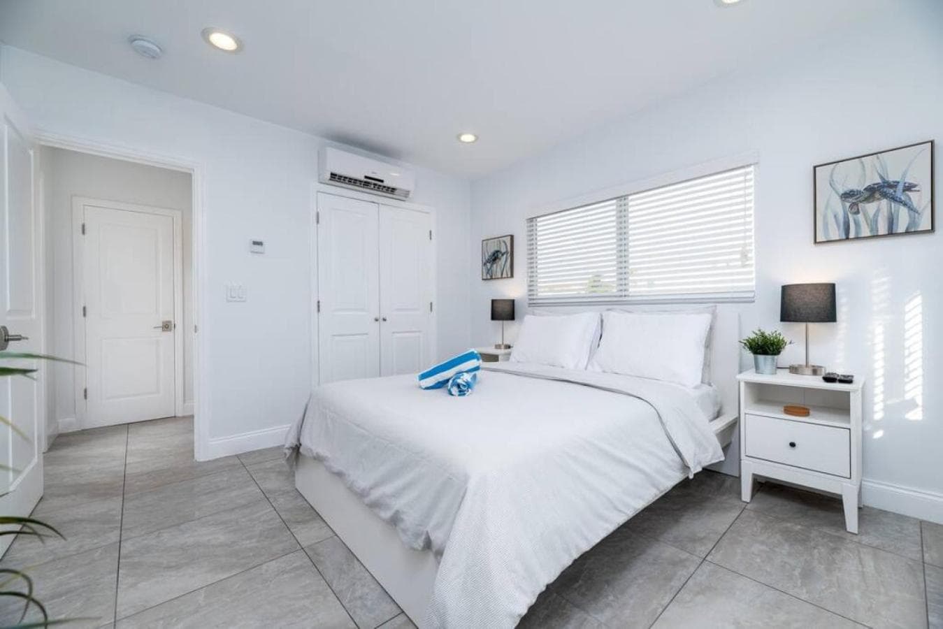 Bayshore Breeze Free Parking 9 — 7