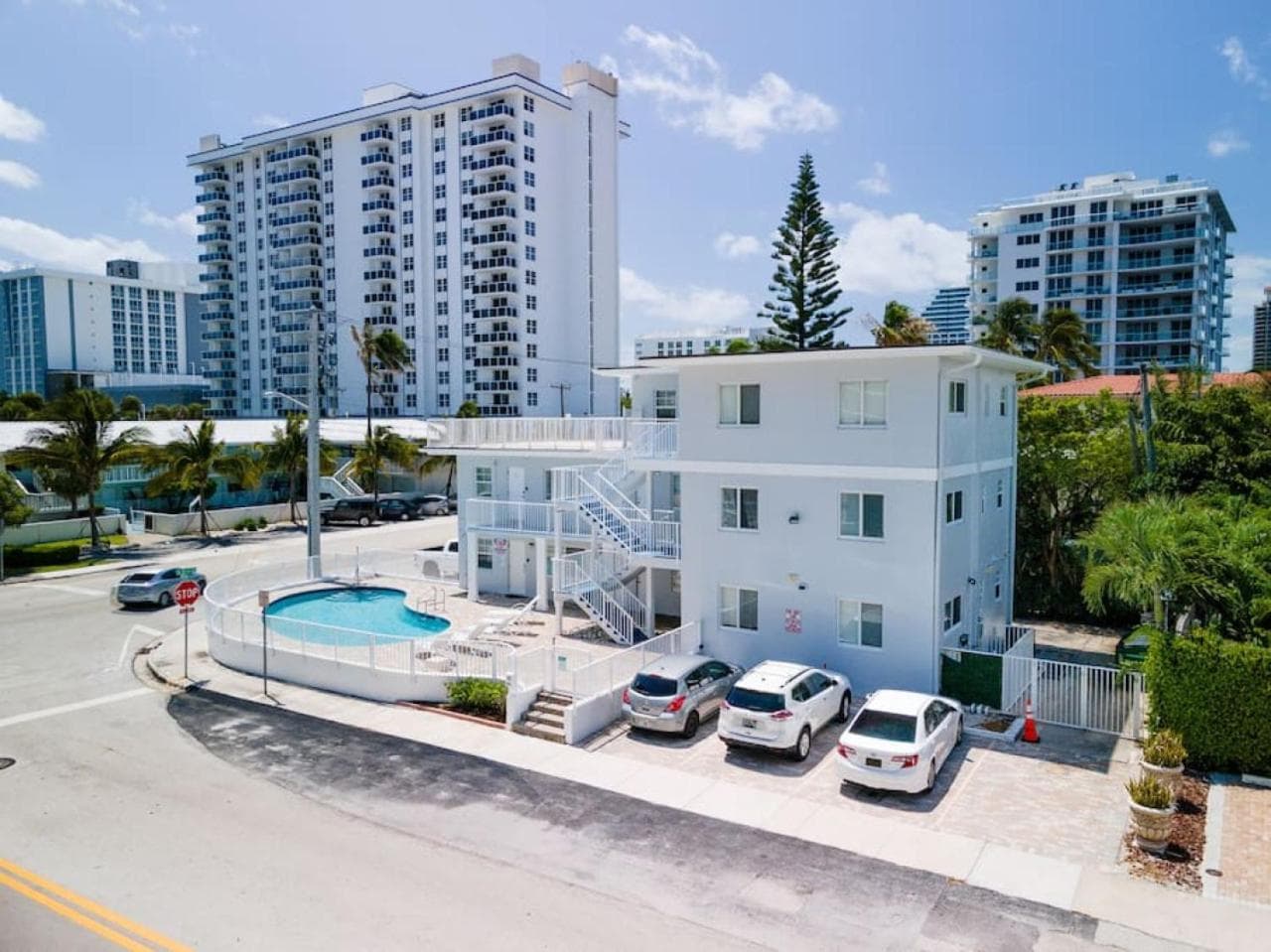 Bayshore Breeze Free Parking 9 — 27