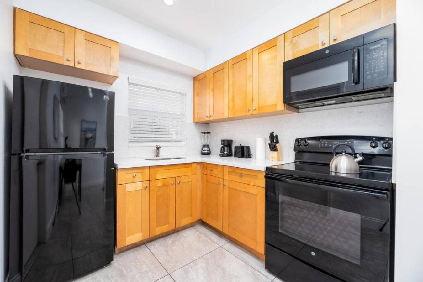 Bayshore Breeze Free Parking 9 — 23