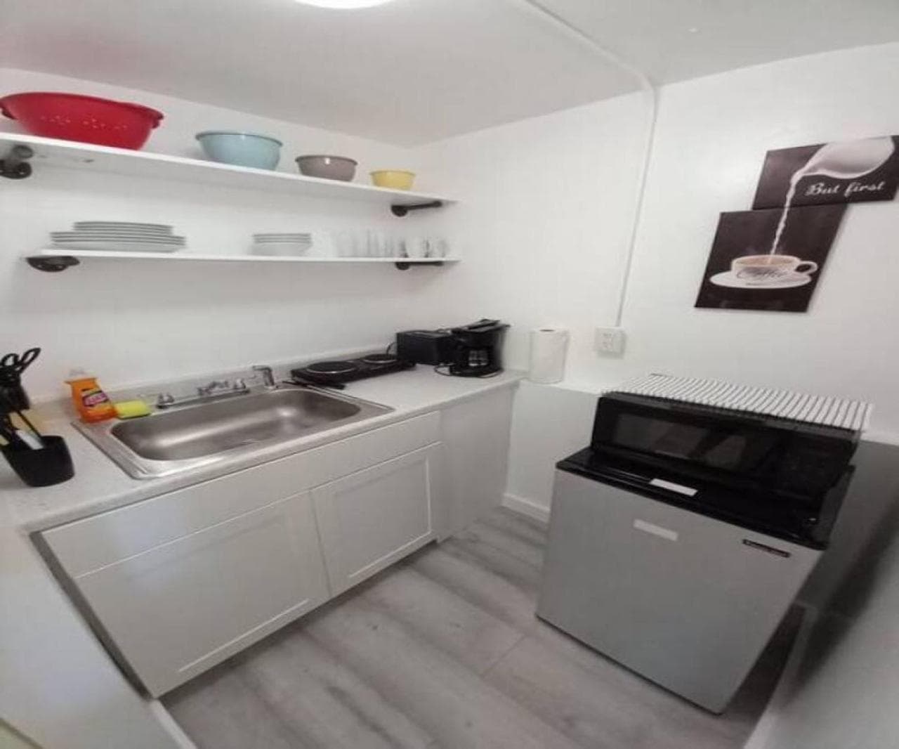 Kurzer Spaziergang zur Wilton Drive Apt6 — 9