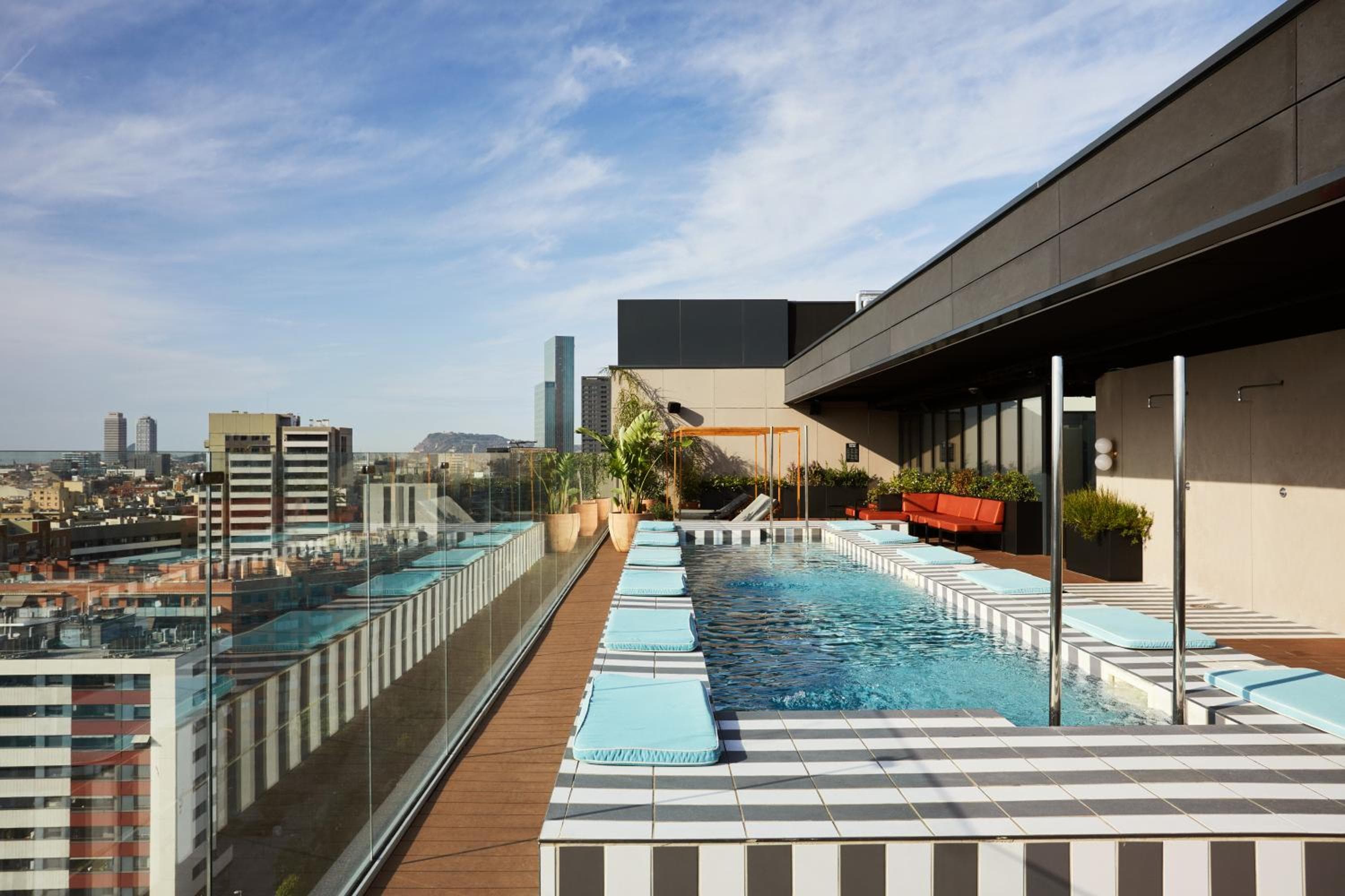 The Social Hub Barcelona Poblenou — 16