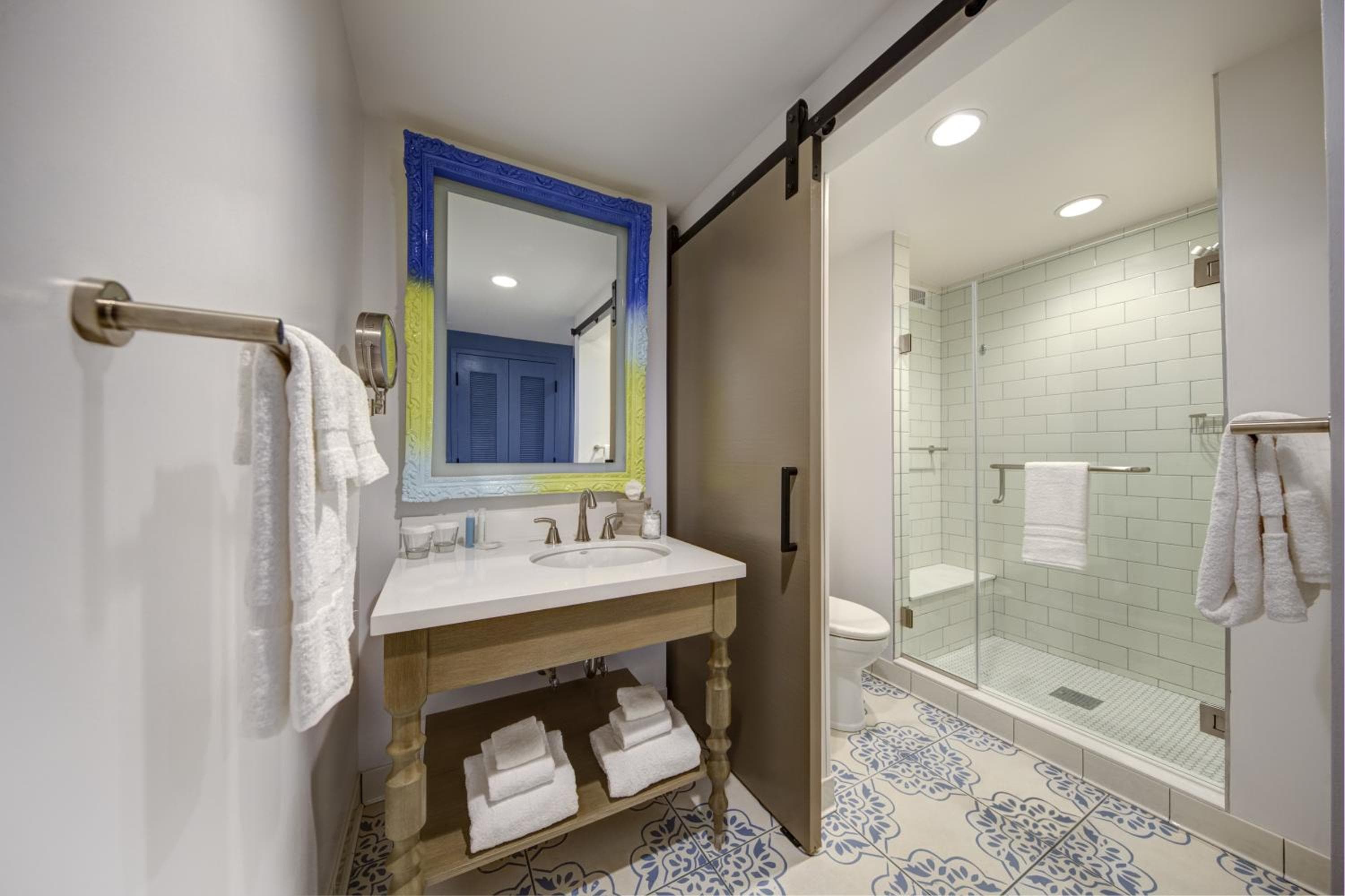 Universal's Loews Sapphire Falls Resort — 14