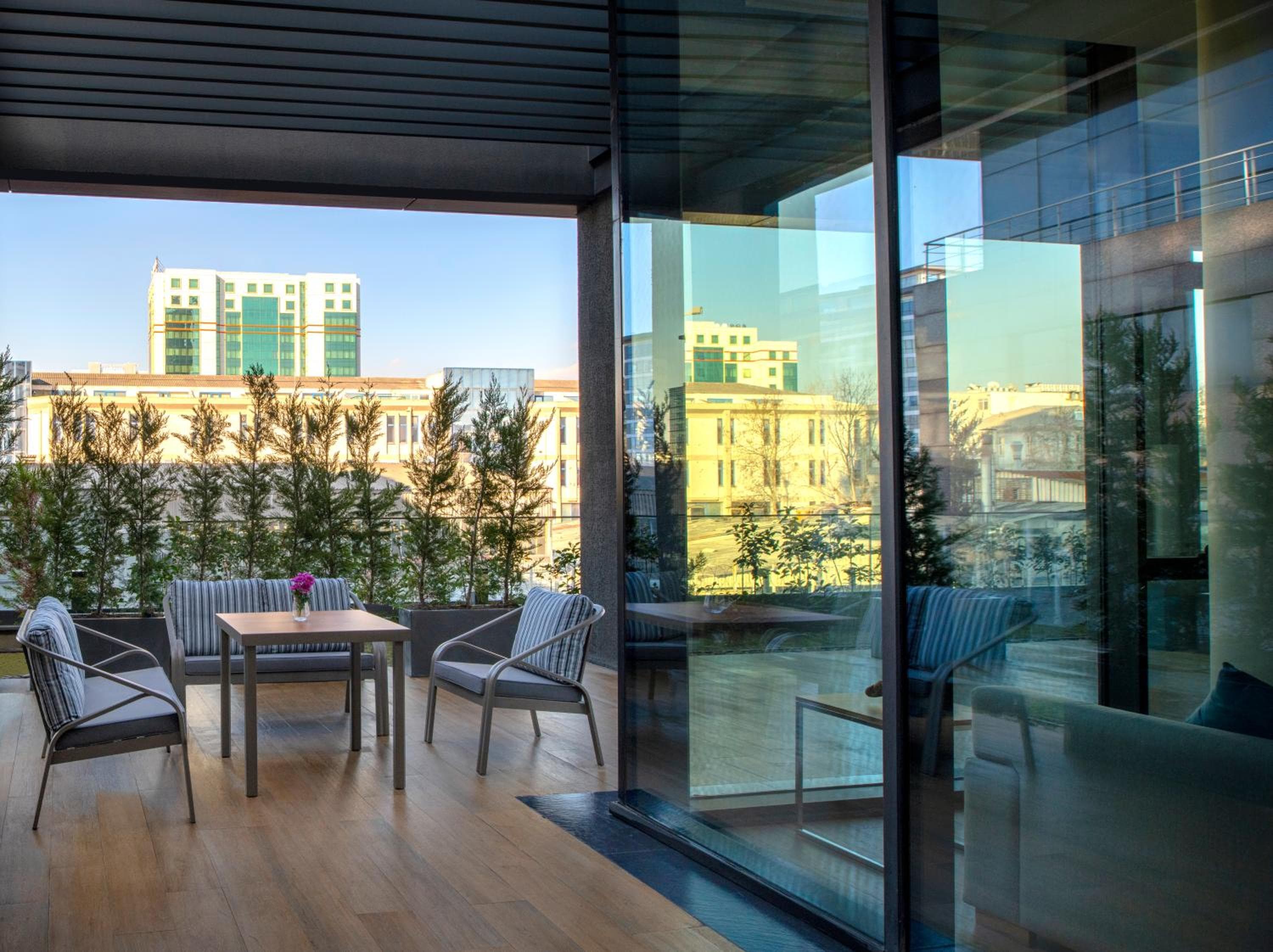 Movenpick Living Istanbul West — 13