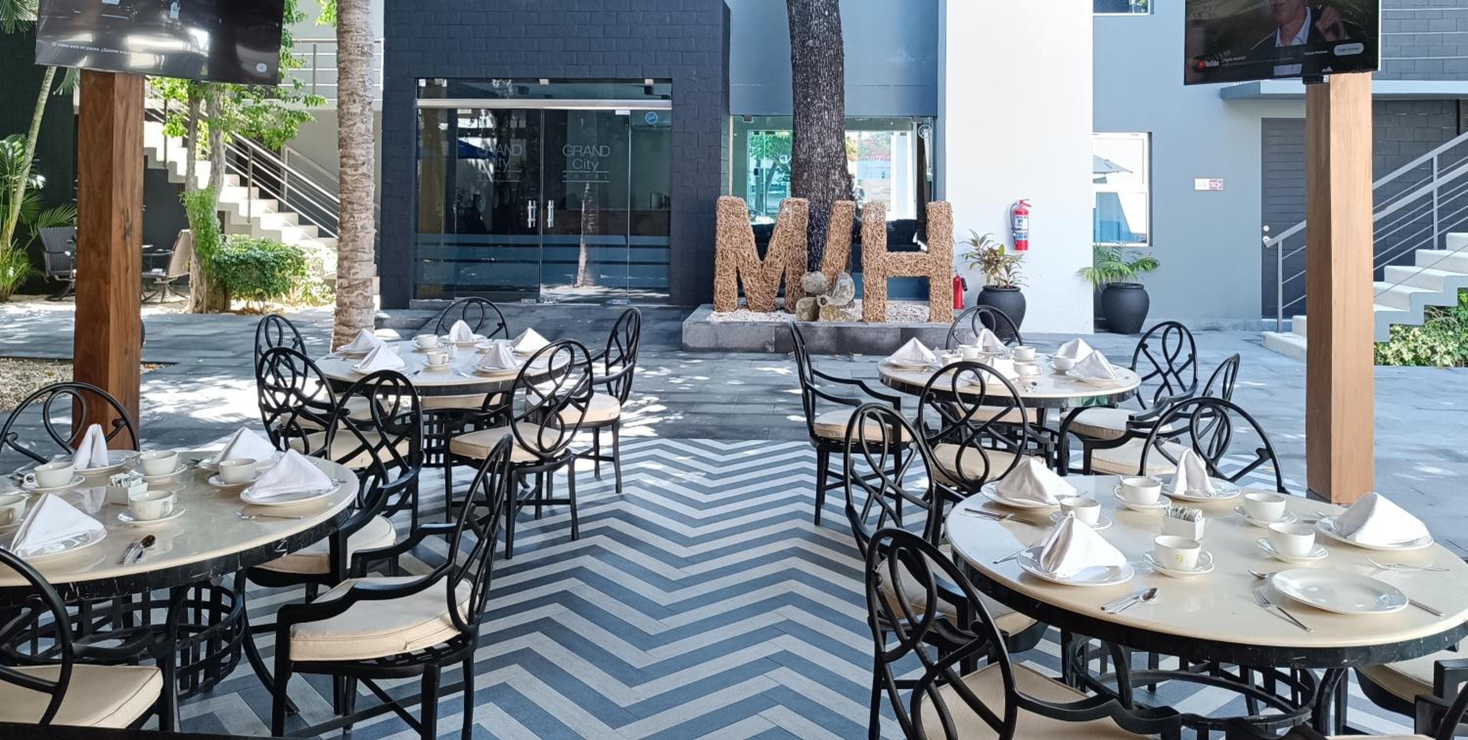 Grand City Hotel Cancún — 14