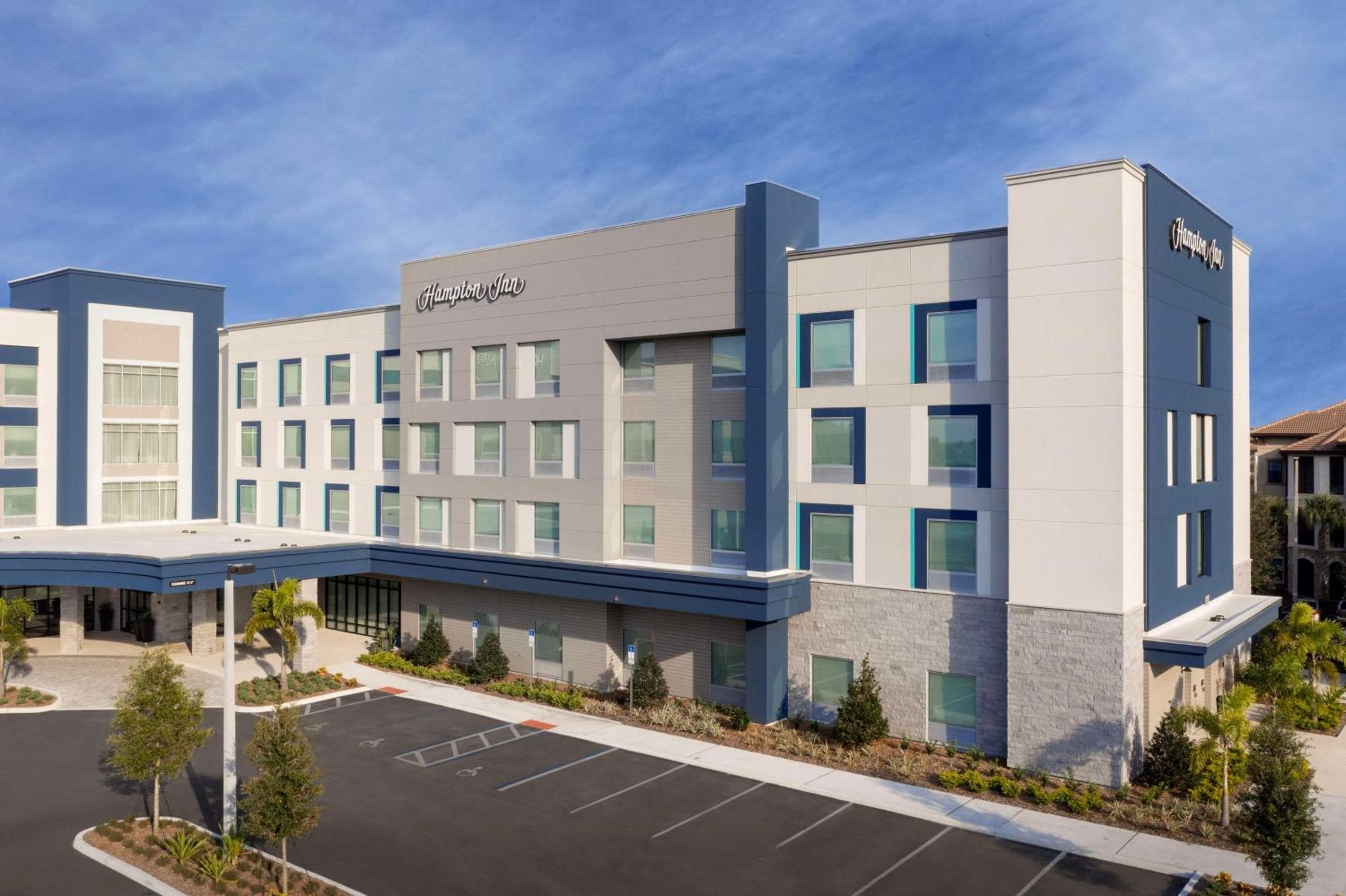 Hampton Inn Orlando Southeast Nona — 1