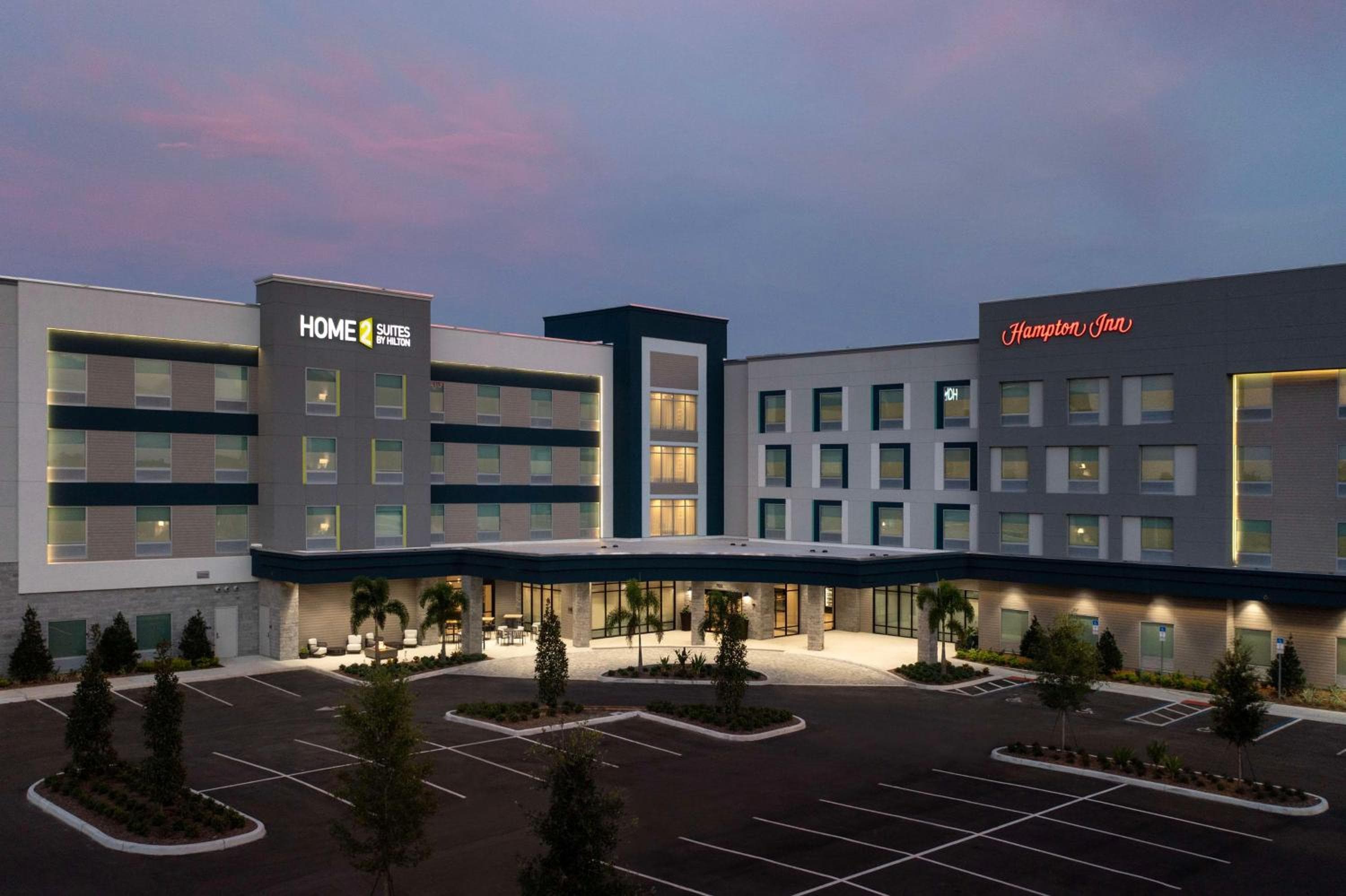 Hampton Inn Orlando Southeast Nona — 2