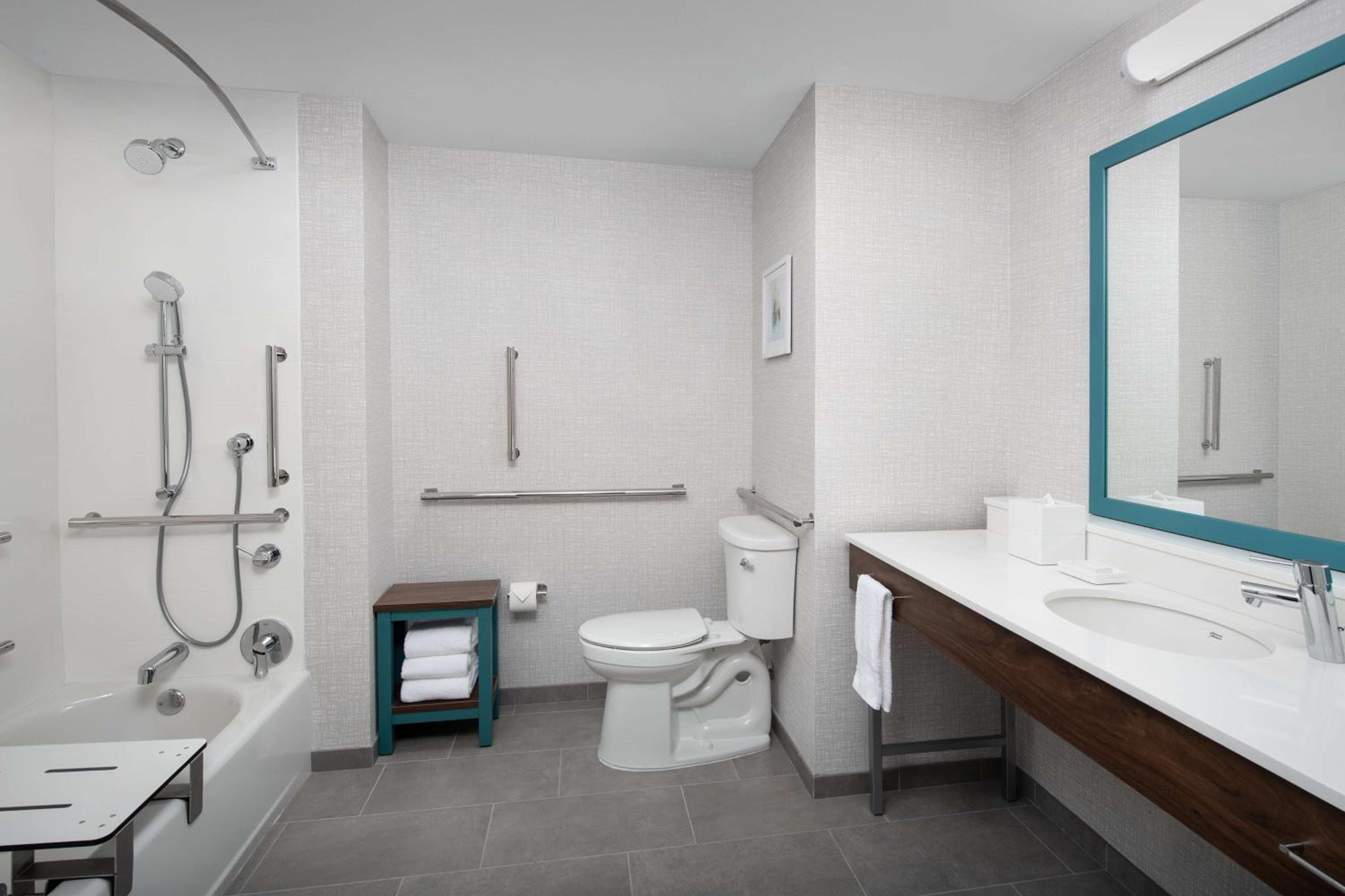 Hampton Inn Orlando Southeast Nona — 27