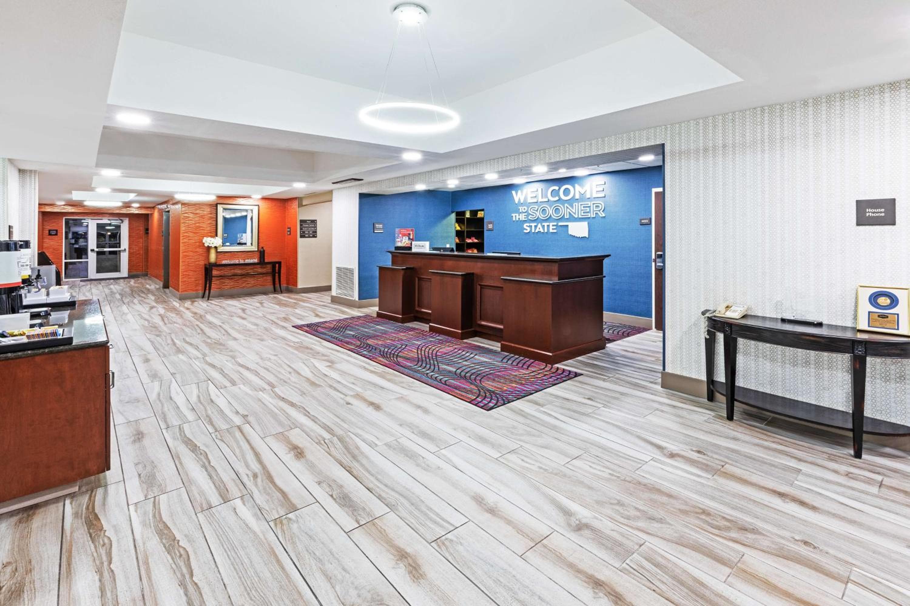 Hampton Inn Miami, Oklahoma — 8