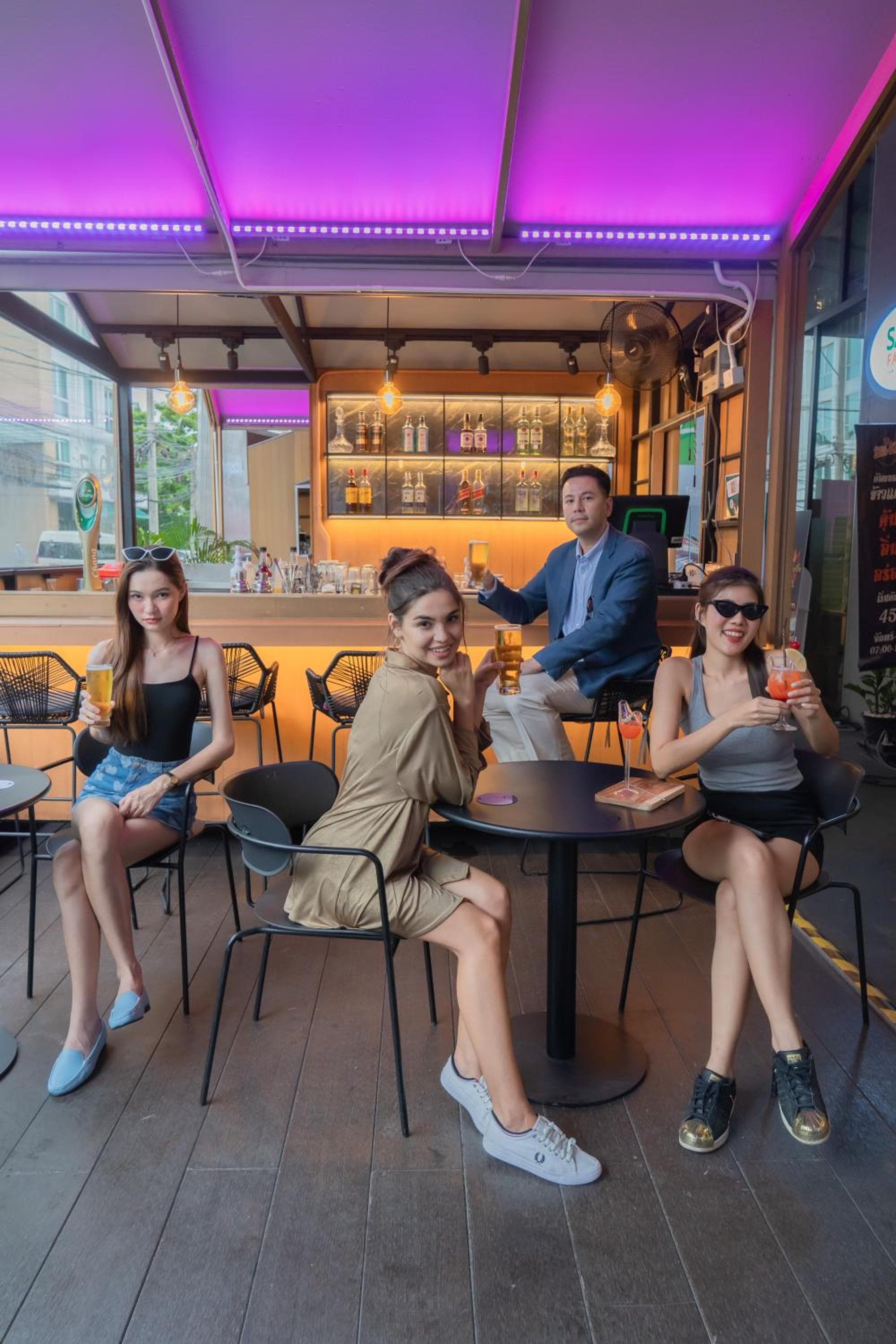 Holiday Inn Express Bangkok Soi Soonvijai by IHG — 20