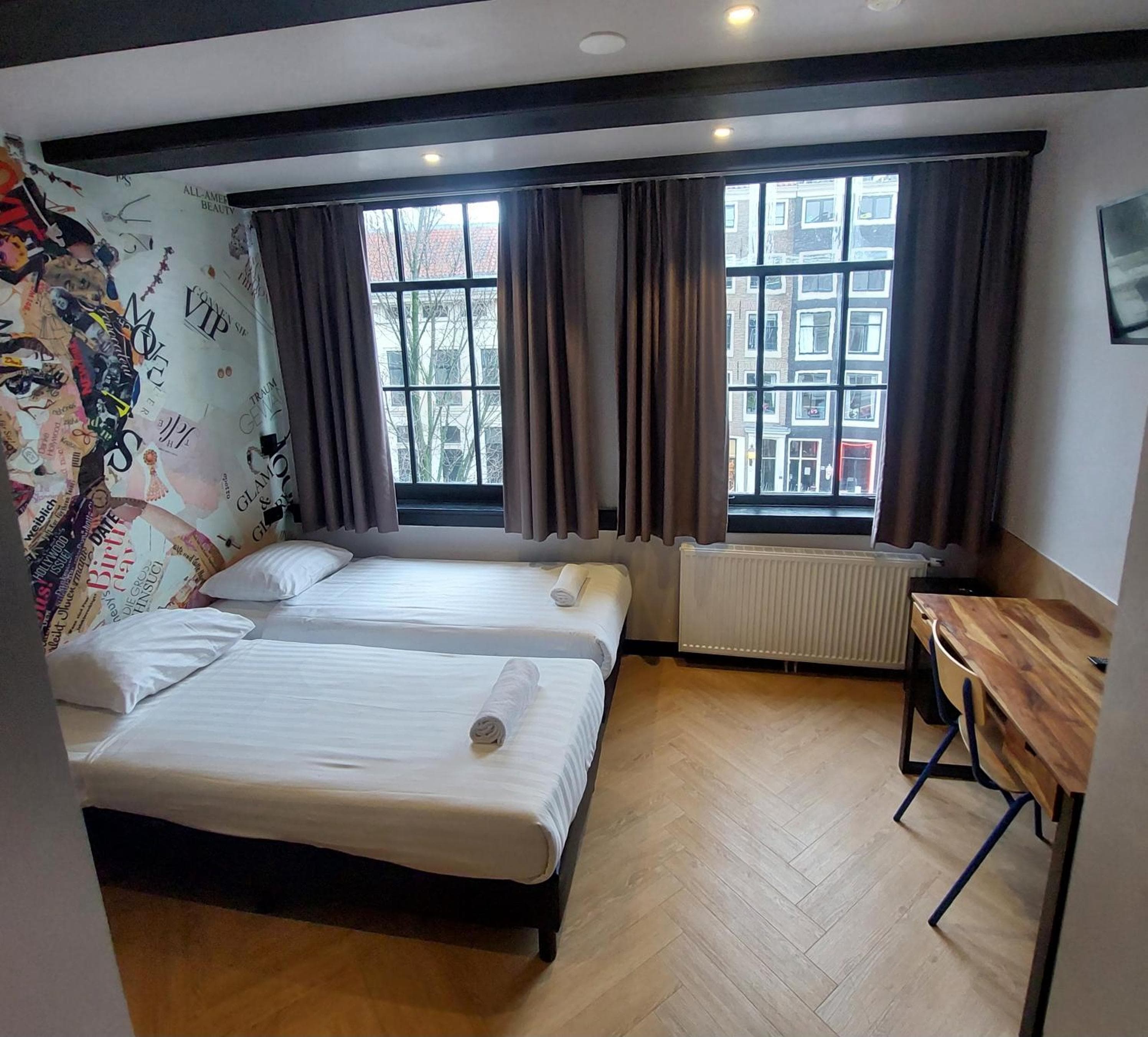 Heart of Amsterdam Hostel — 19