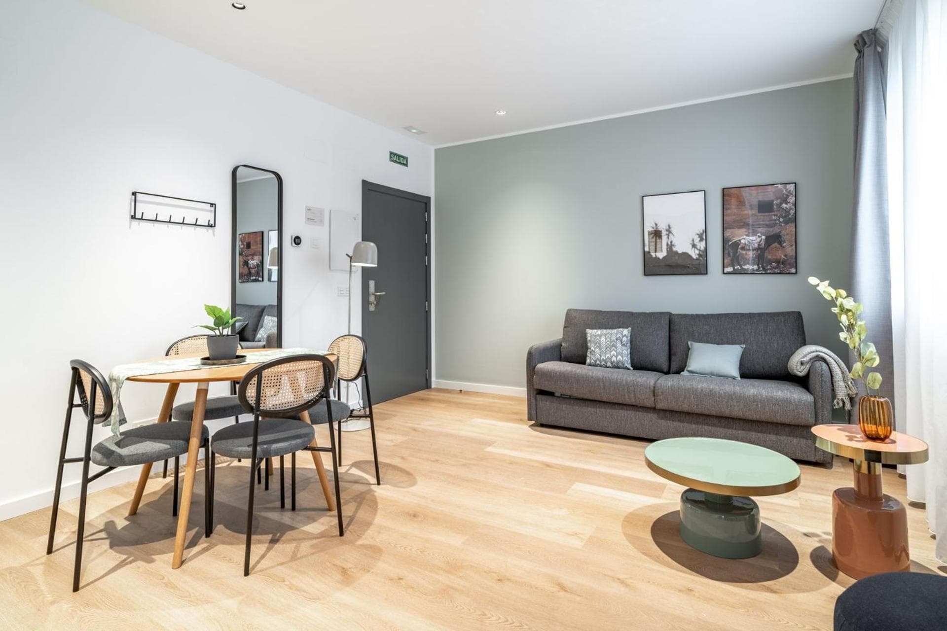 limehome Sevilla Ronda de Capuchinos — 27