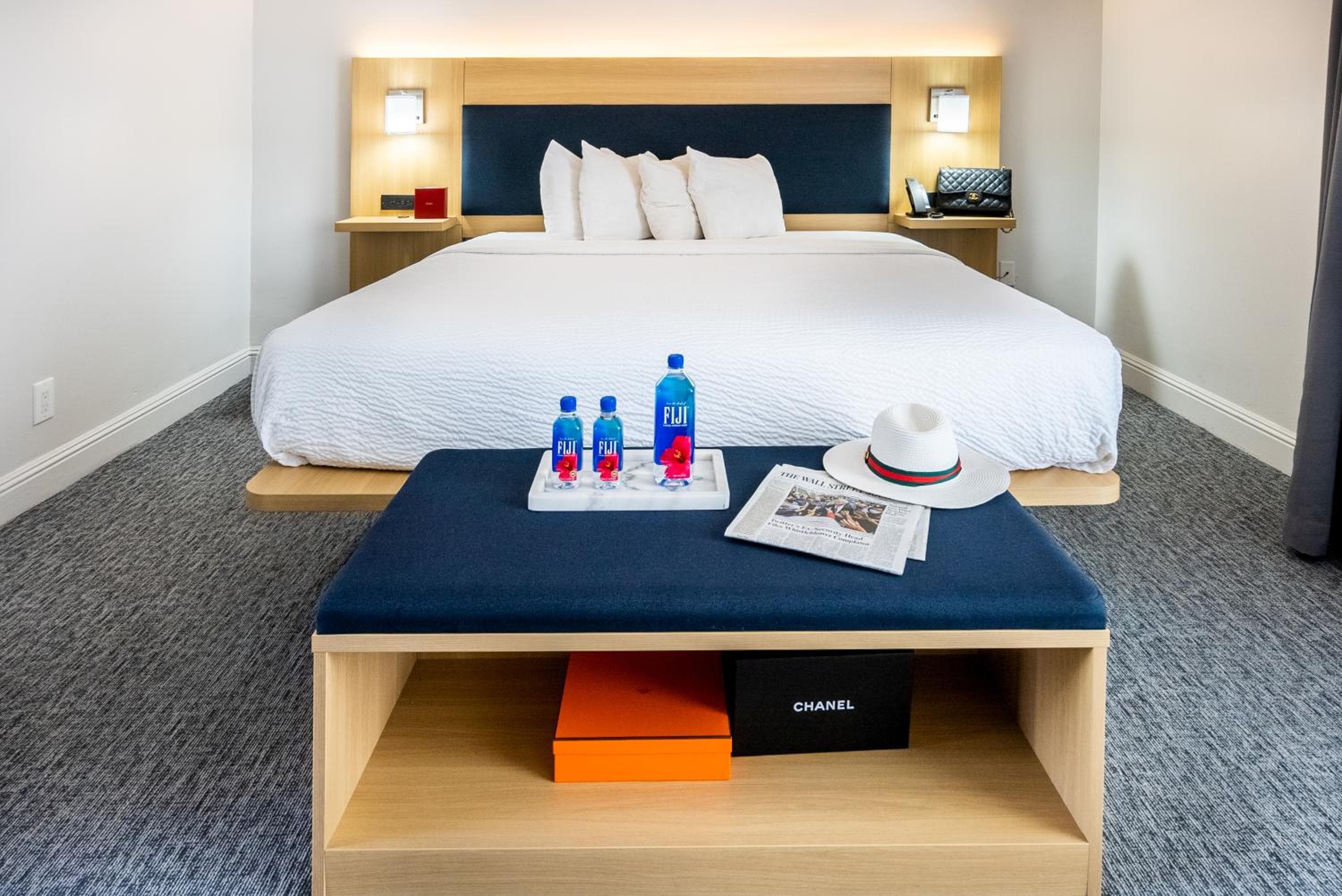 The Live Hotel — 9