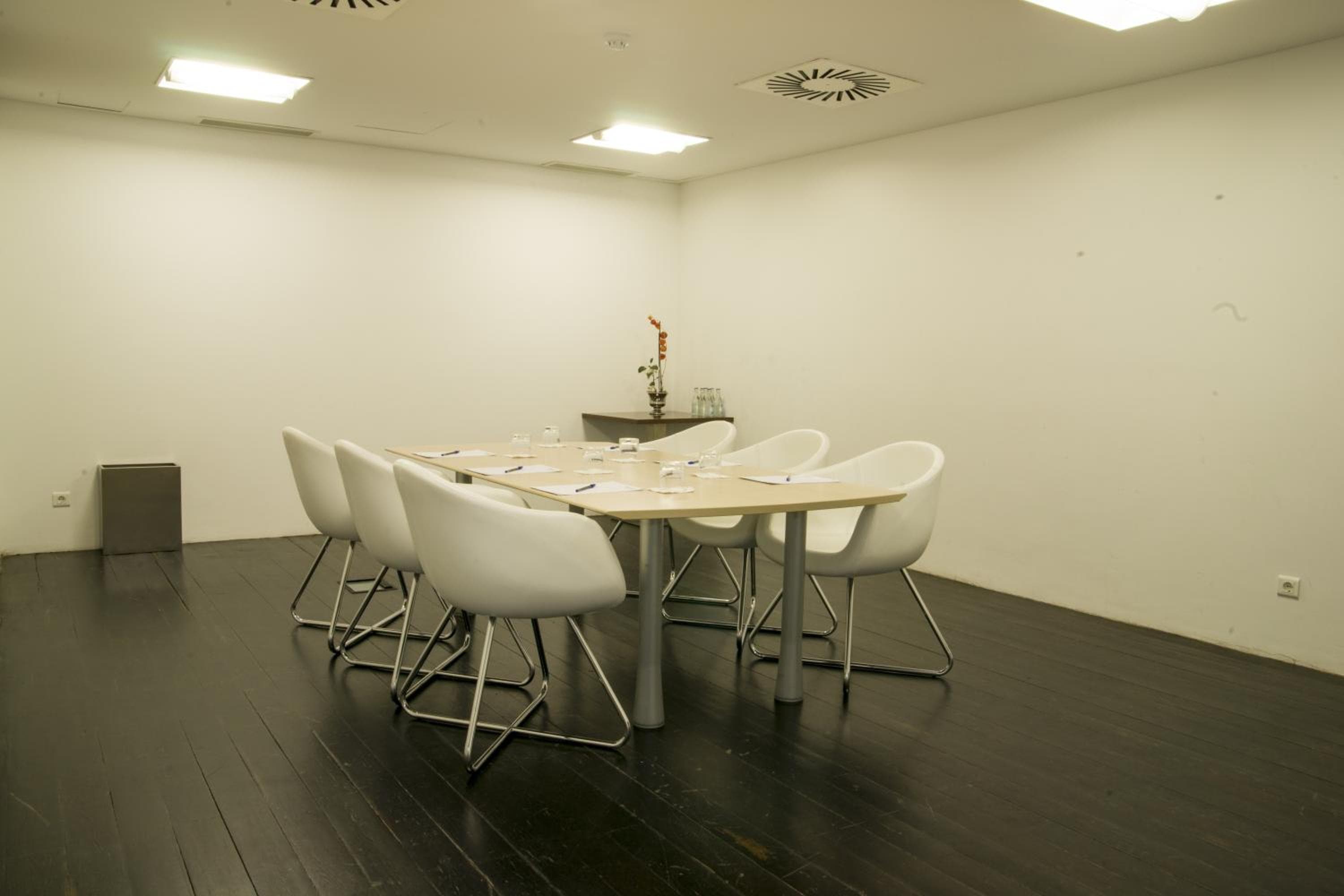 Hotel Jeronimos 8 — 2