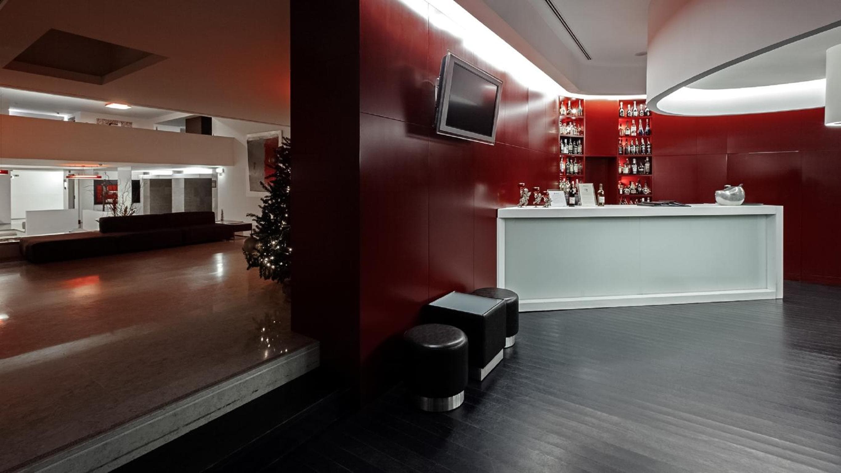 Hotel Jeronimos 8 — 27