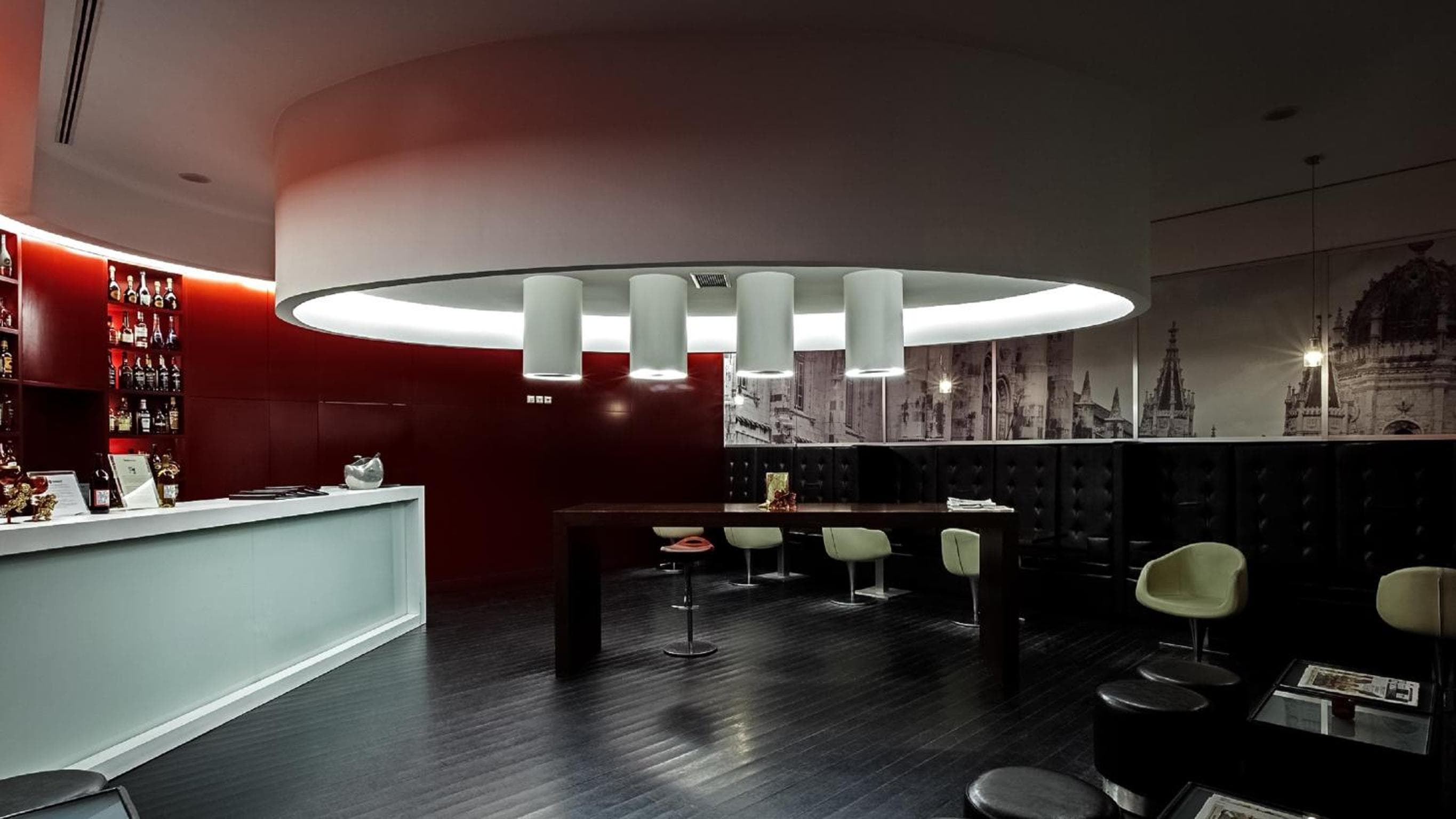 Hotel Jeronimos 8 — 9