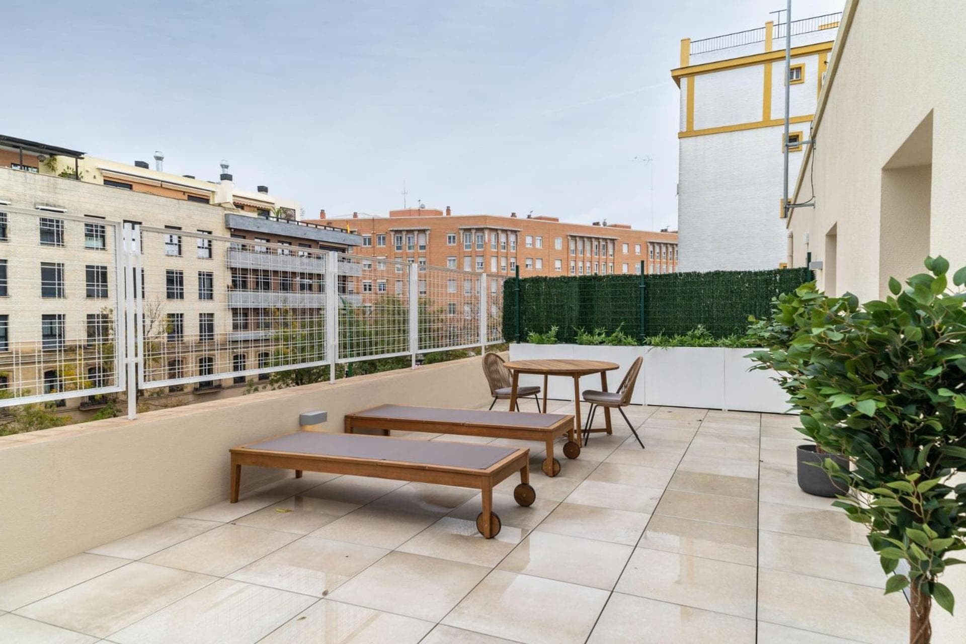 limehome Sevilla Ronda de Capuchinos — 4