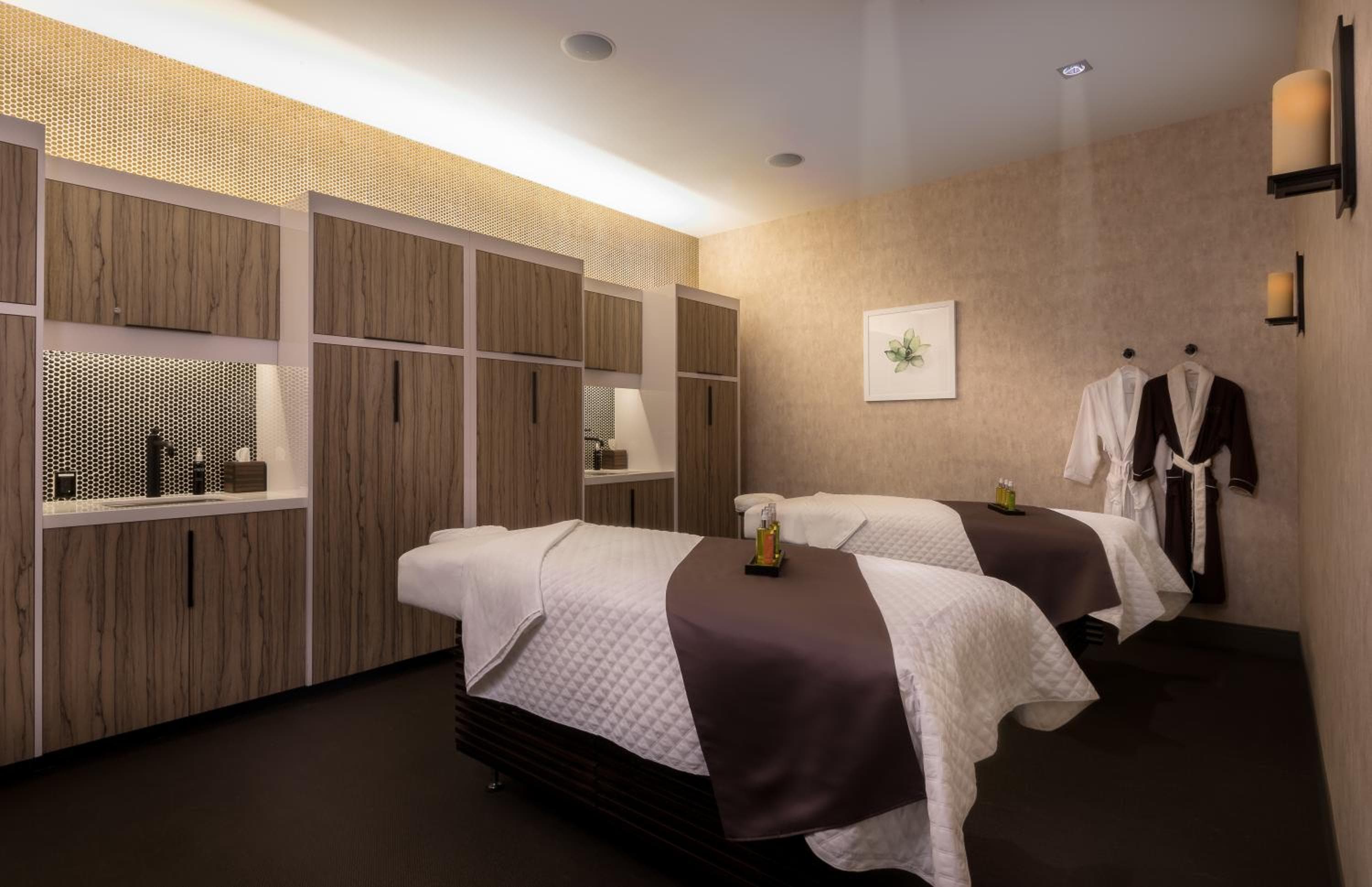 El hotel y casino LINQ — 16