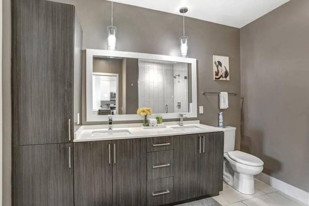 1BR Oasis in Downtown Tampa w Balcony & City Views — 27