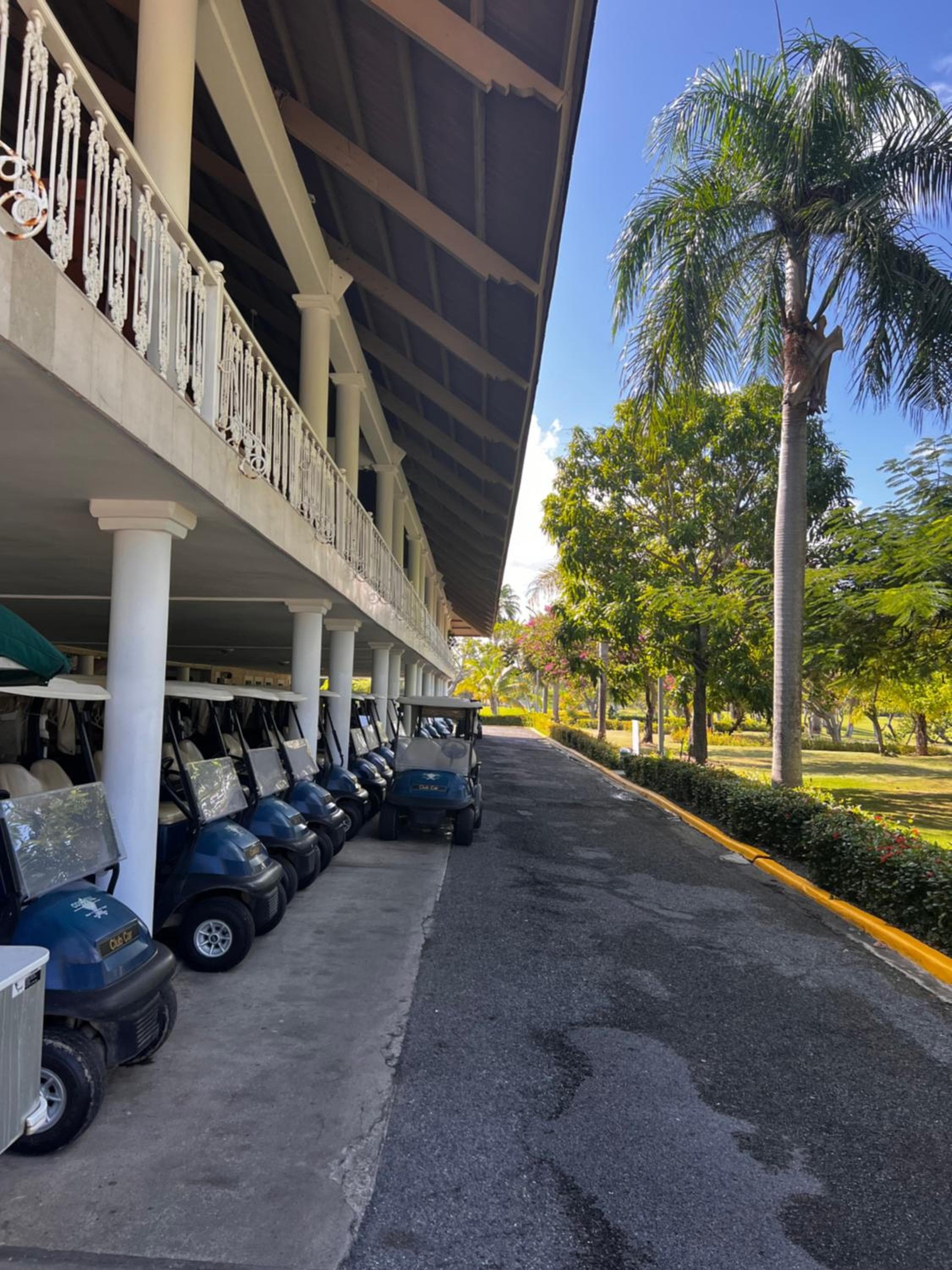 Cocotal Luxury apartment on the Golf Course — 18