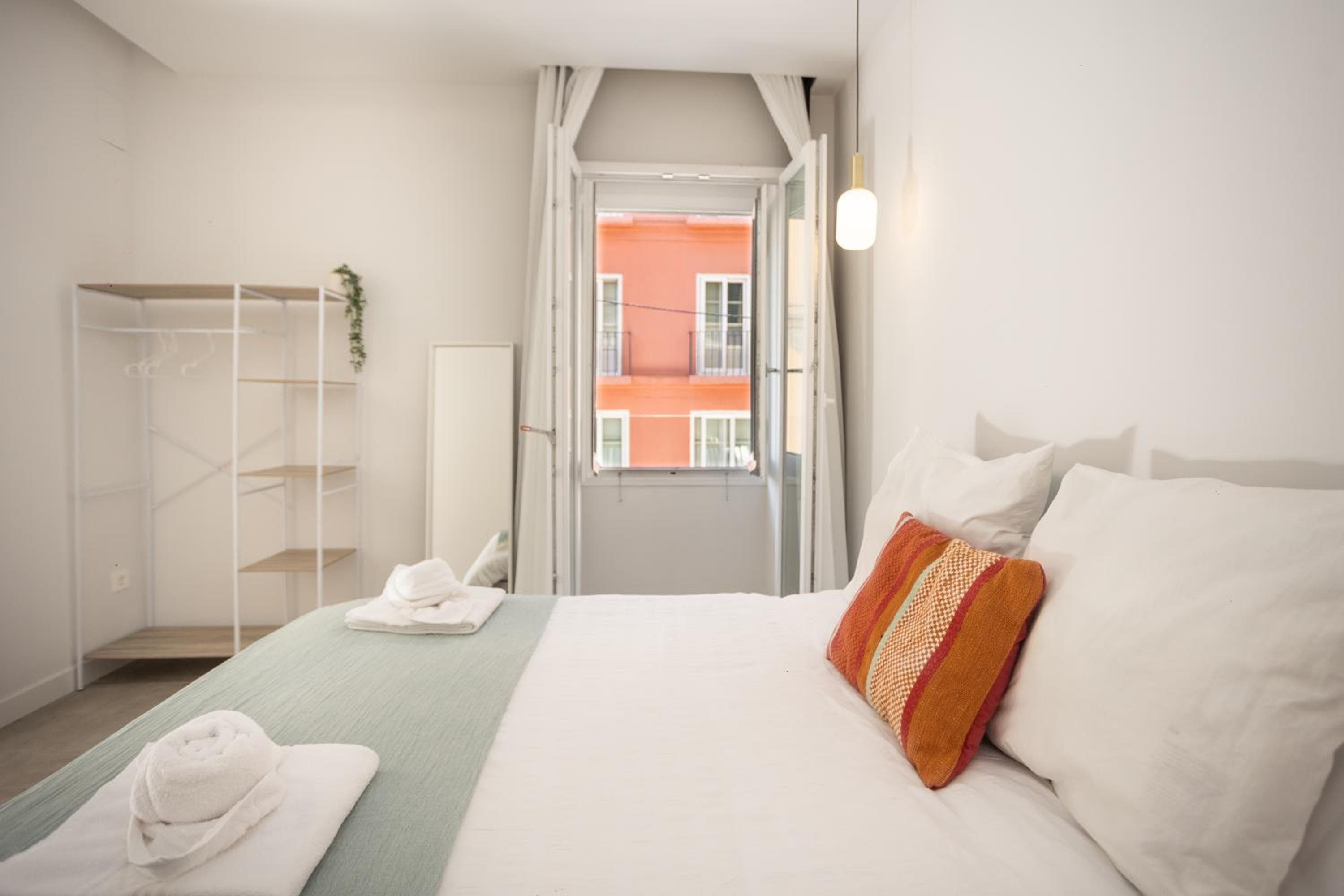 Diana Suites 23 — 29
