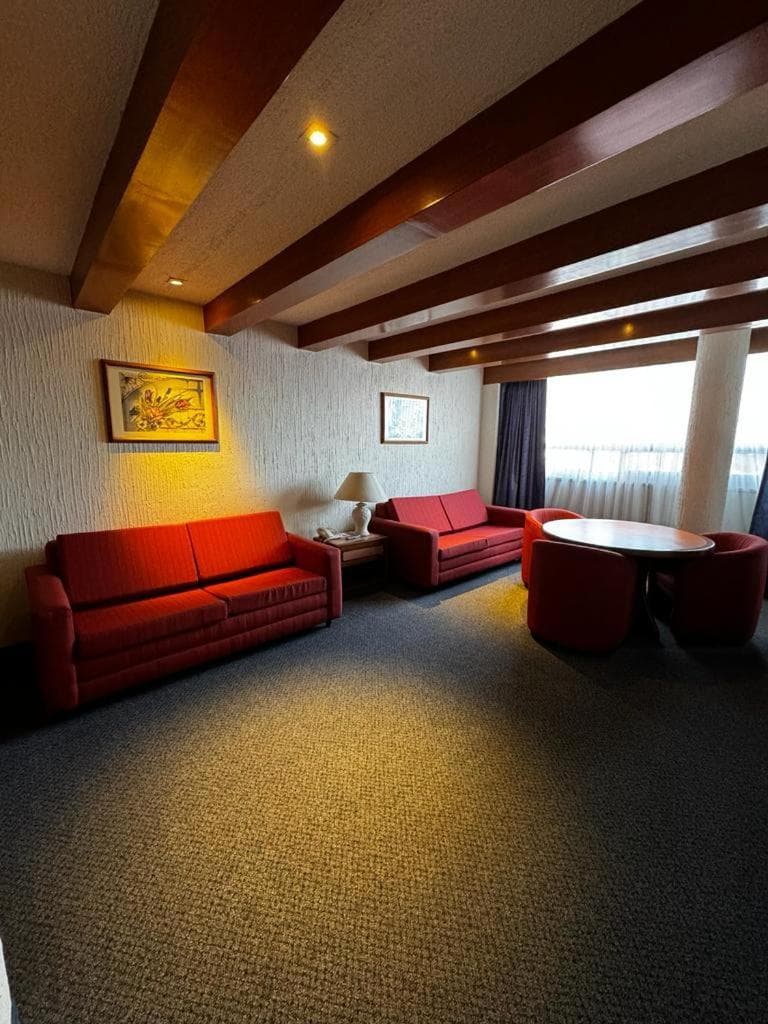 Hotel Metropol — 28