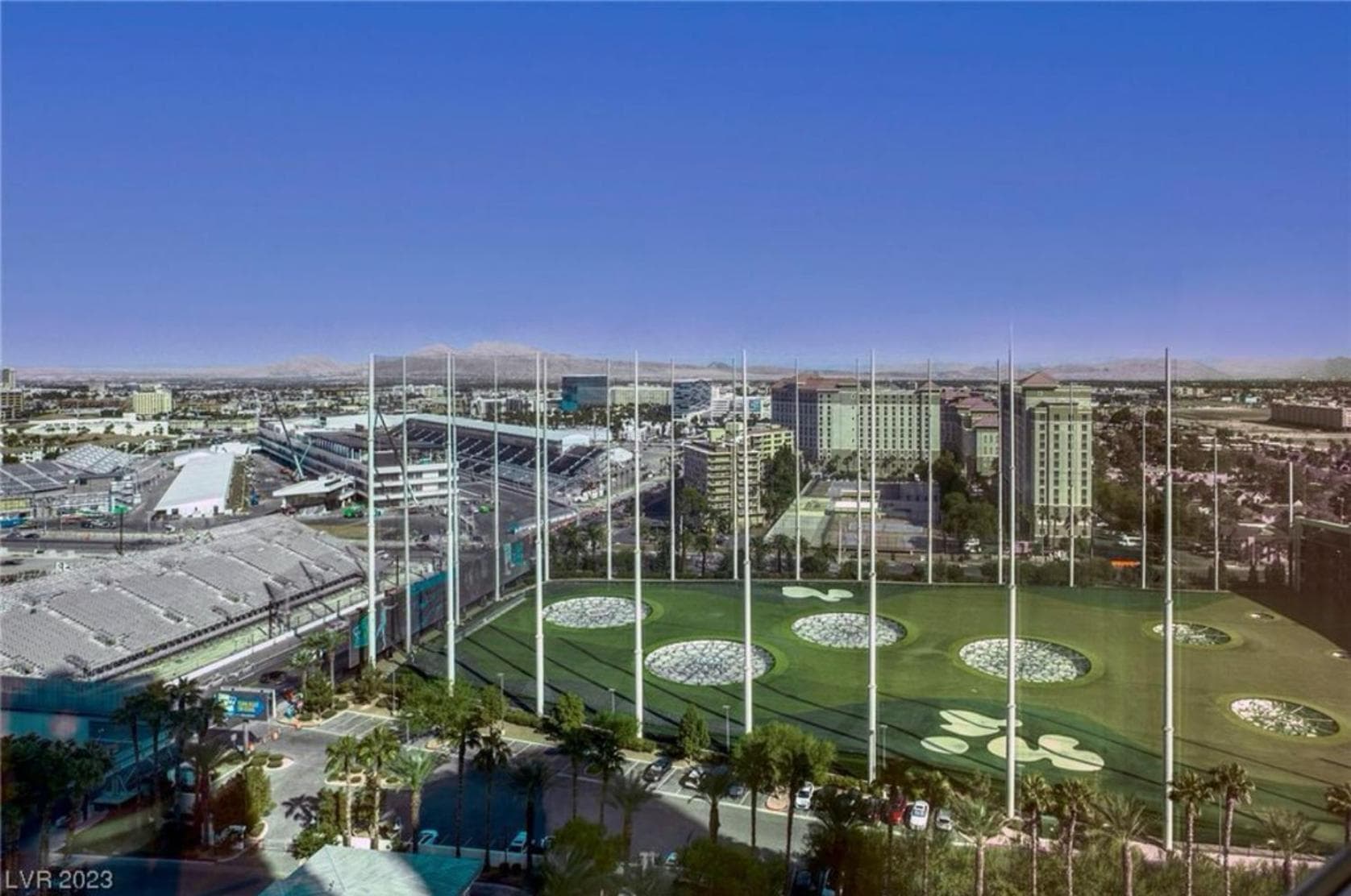 Panorama Vista Suite- 1br 2ba, Full Kitchen, Strip View, Balcony, Corner Unit — 28