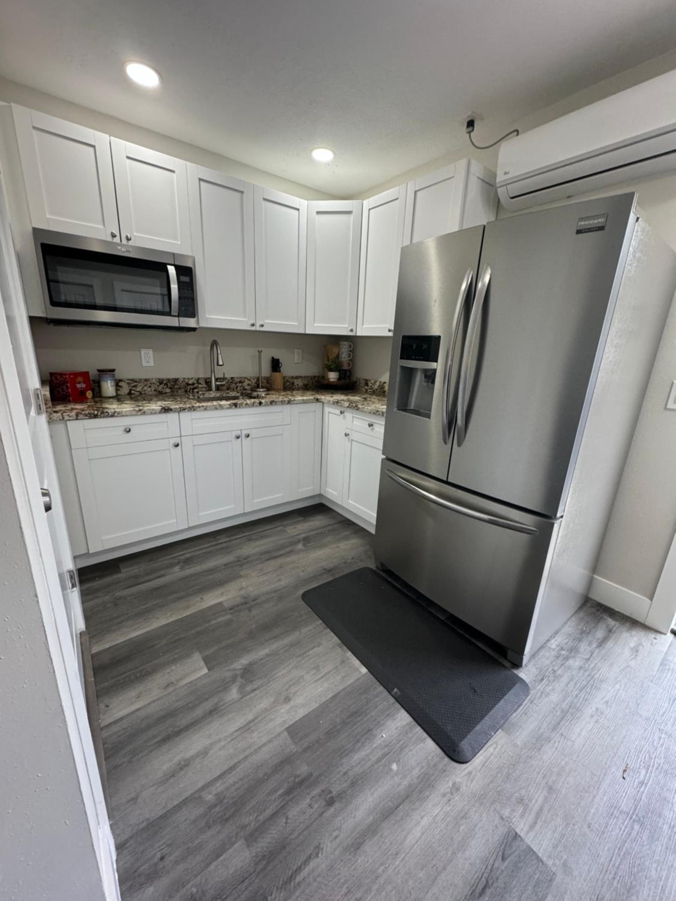 Deluxe Apartment whit laundry — 14