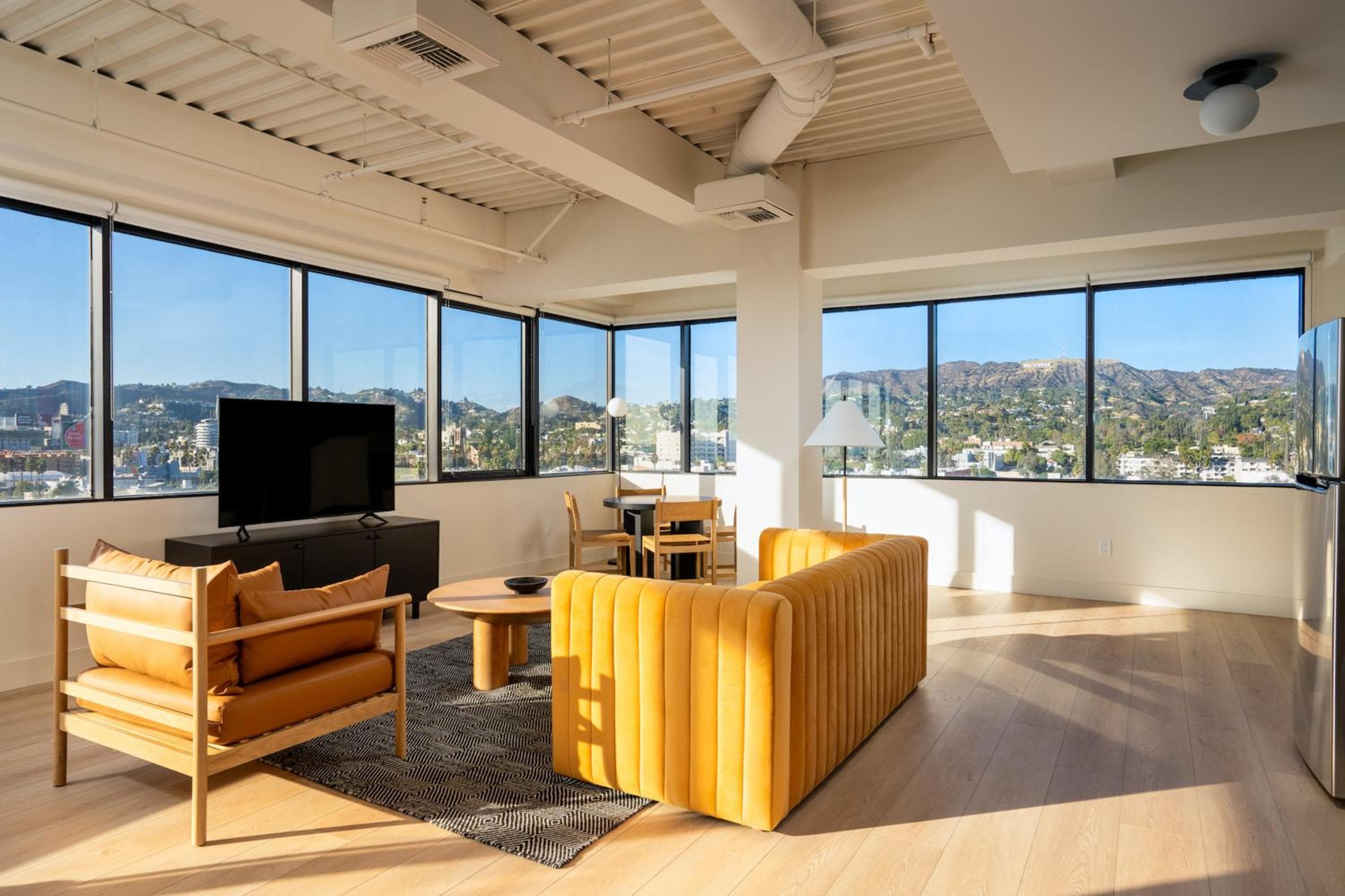 Kasa Sunset Los Angeles — 30